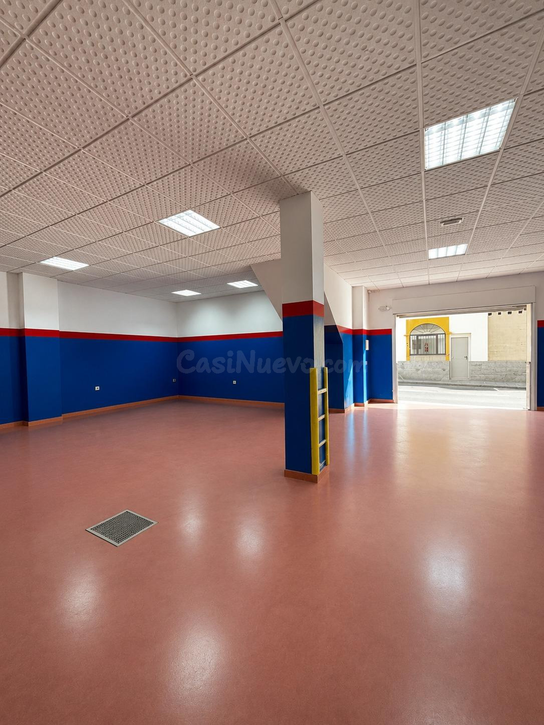Gran oportunidad de inversión: aparcamiento con 5 plazas y múltiples posibilidades - foto 2