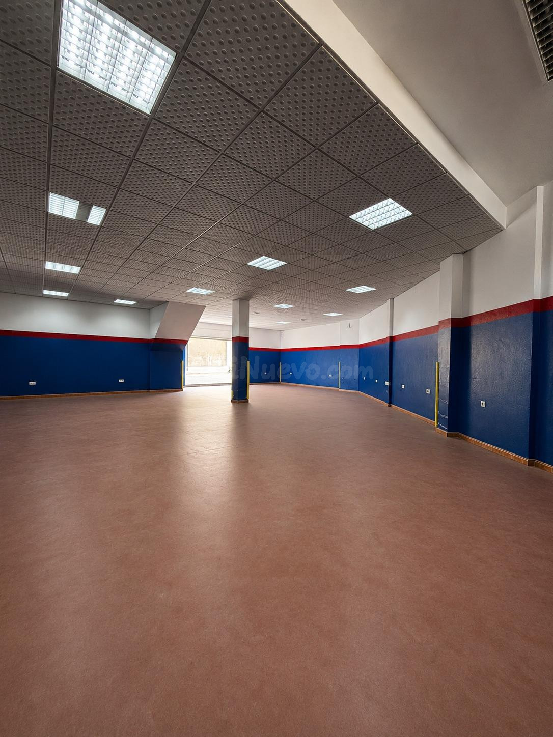 Gran oportunidad de inversión: aparcamiento con 5 plazas y múltiples posibilidades - foto 3