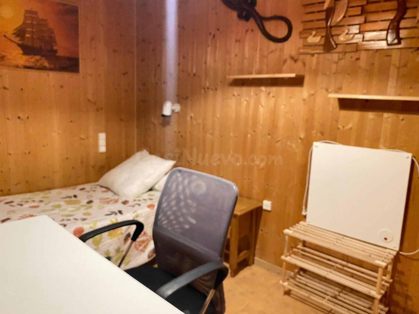 Piso para estudiantes en Calle Poeta Zorrilla, zona Cervantes