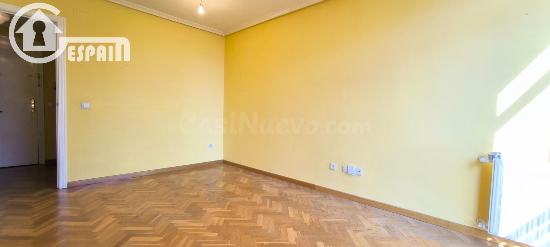 DÚPLEX DE 2 DORMITORIOS EN URBANIZACIÓN - foto 4