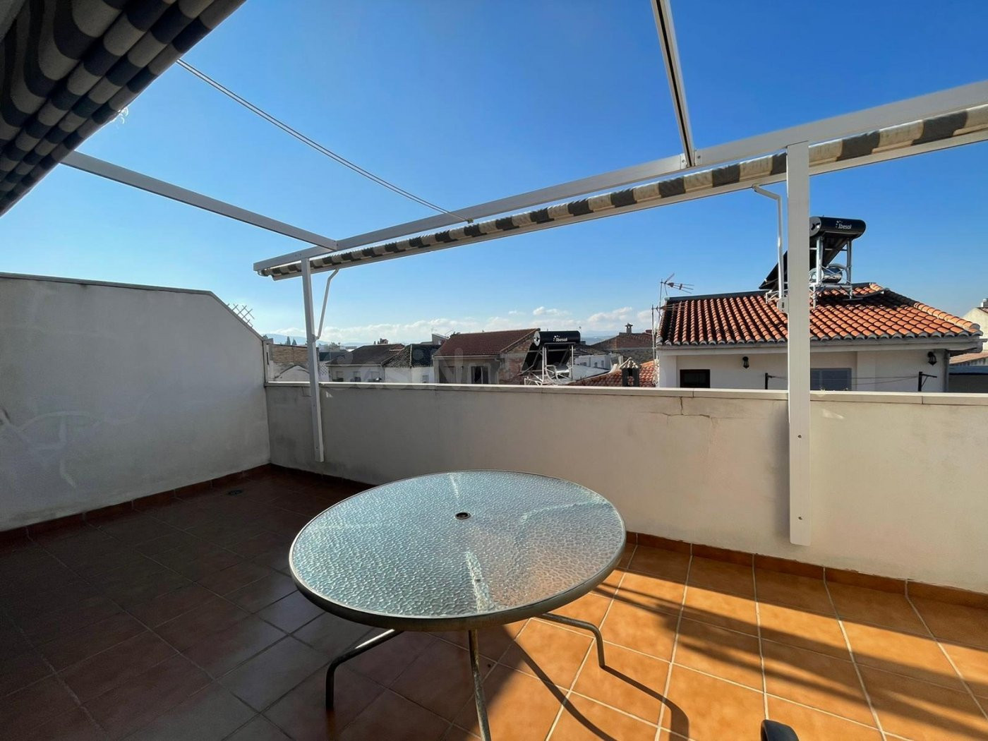 Ático dúplex en Alhendín - foto 3
