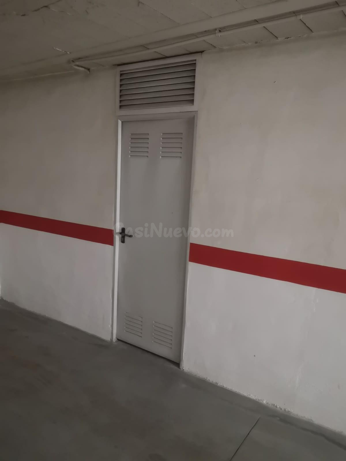 DOBLE PLAZA DE GARAJE EN VENTA CON UN AMPLIO ALMACÉN , ZONA  - foto 4