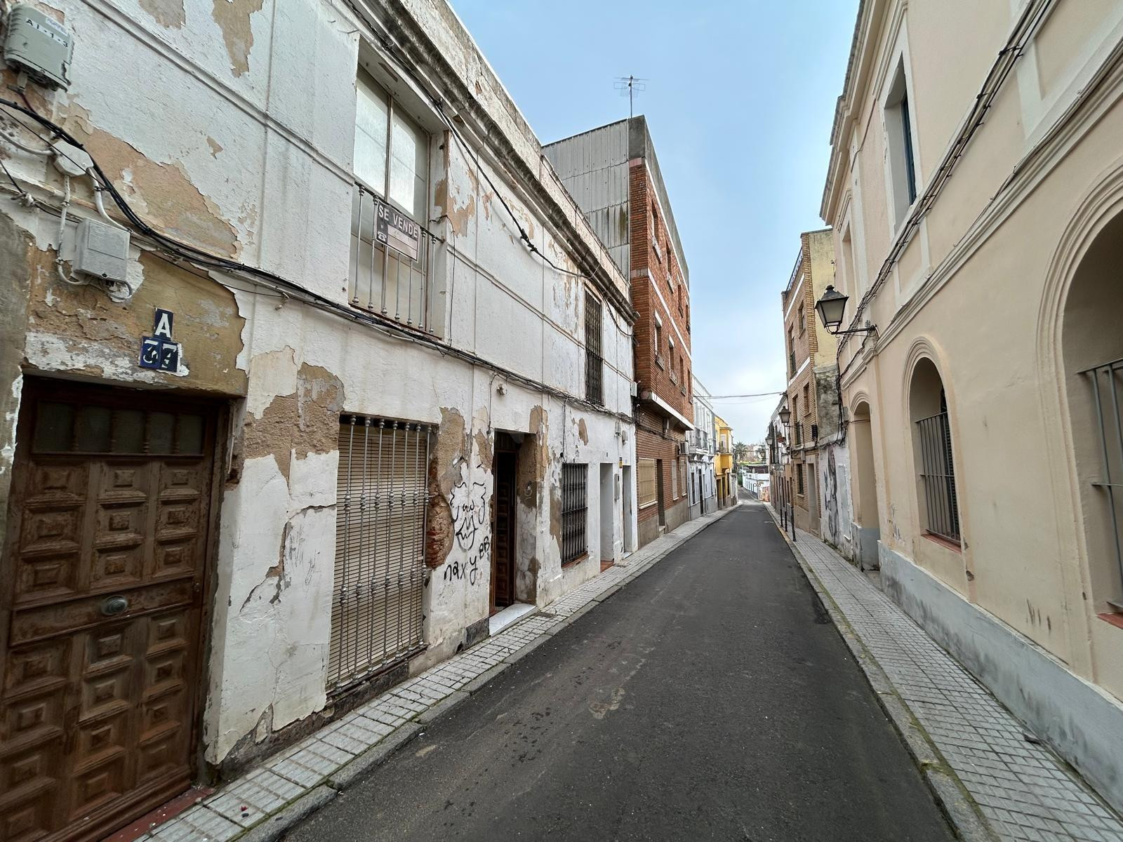 CASA PARA REHABILITAR EN CASCO ANTIGUO!!!