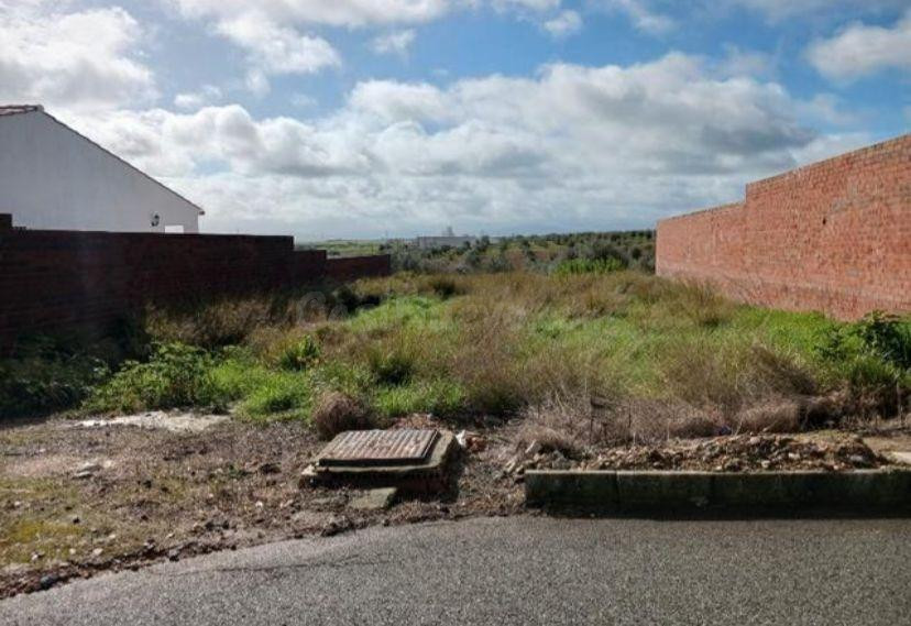 TERRENO URBANIZABLE DE 400M EN LA ALBUERA