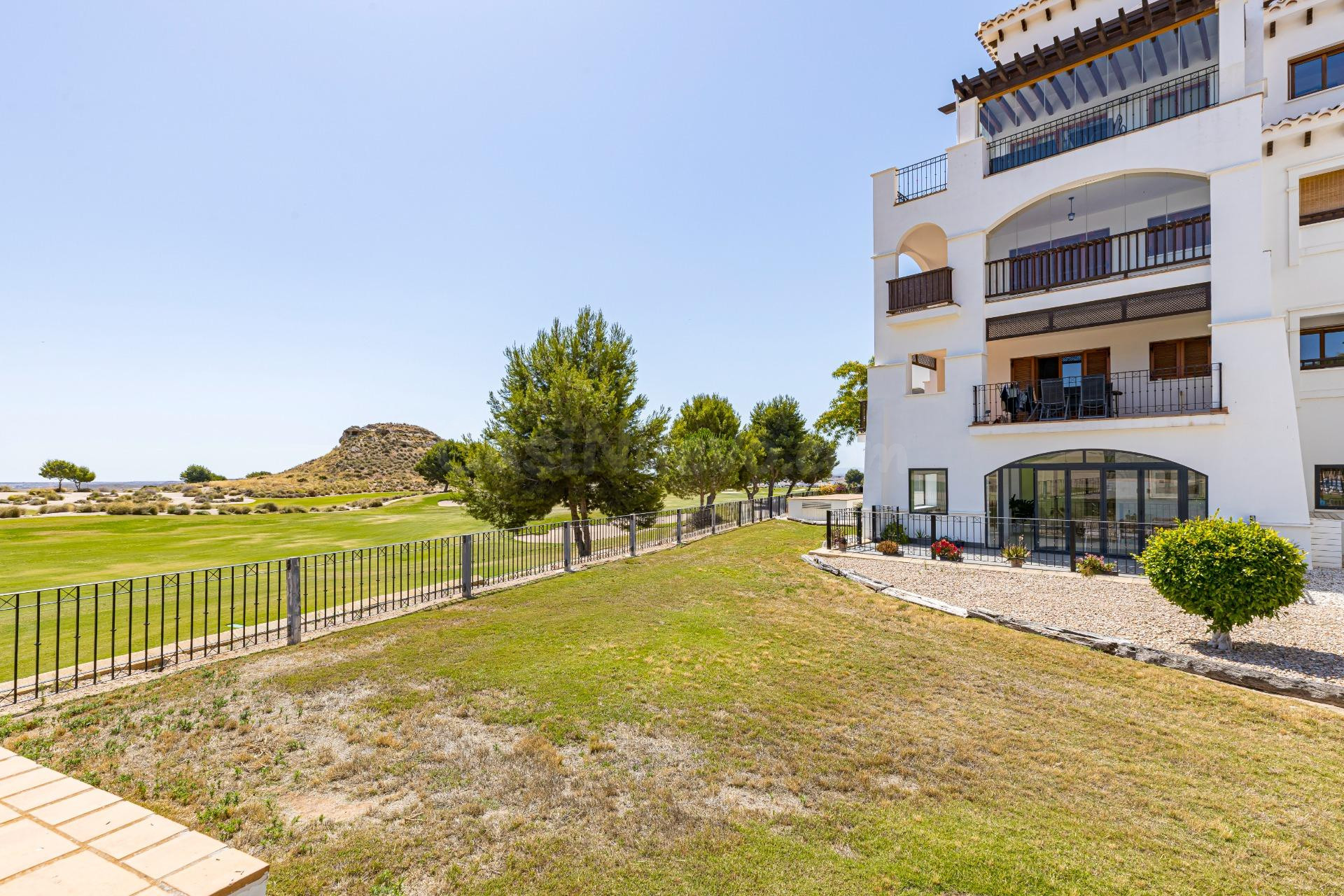 Piso en venta con vistas al golf  en Valle Golf Resort. - foto 2