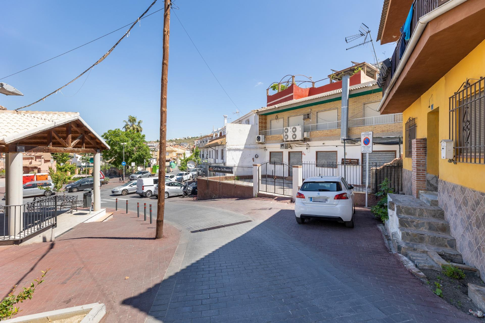 GRAN OPORTUNIDAD, EDIFICIO A LA VENTA EN BARRIO DE MONACHIL. - foto 2