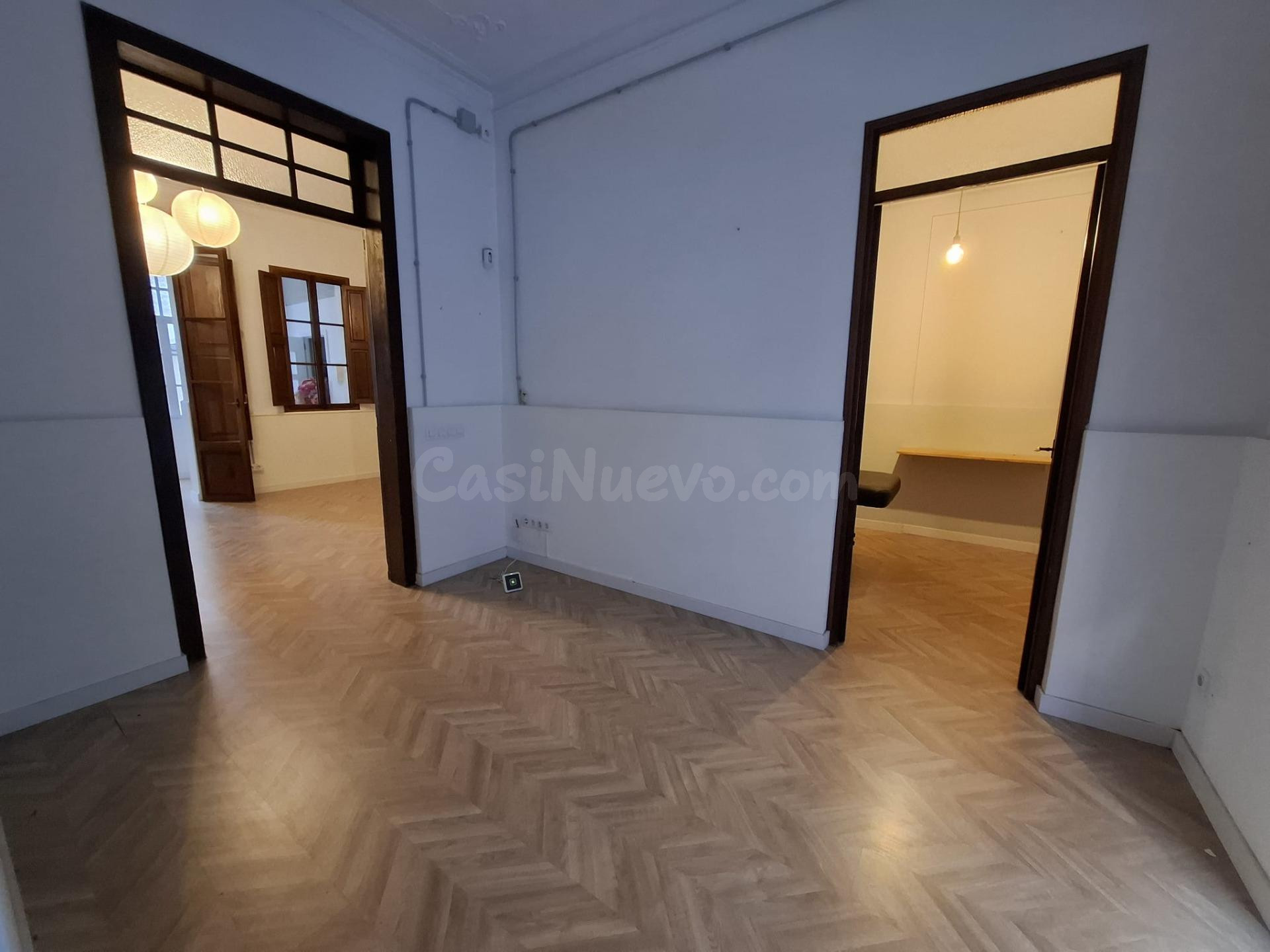 Local céntrico con patio privado. - foto 5