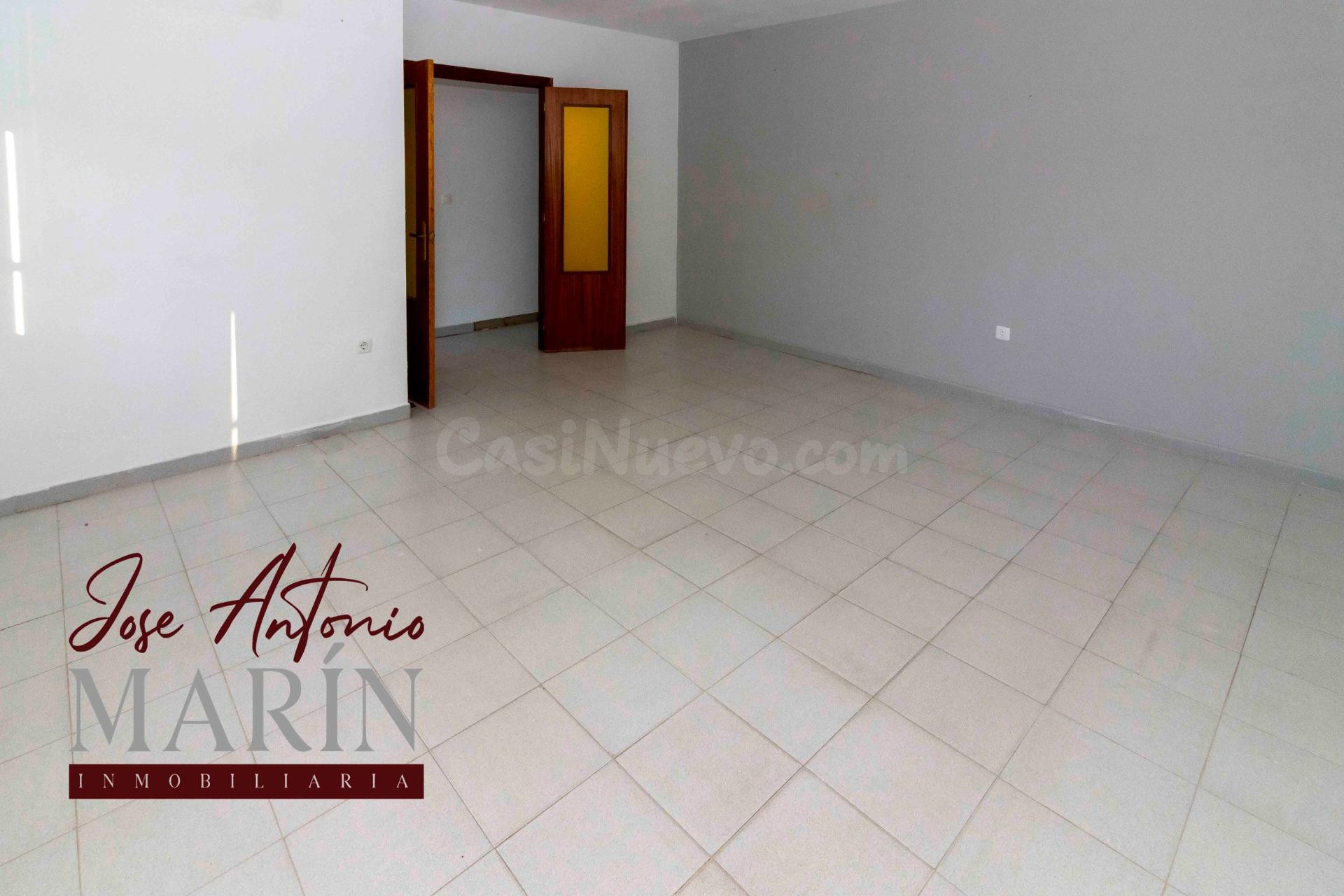 Casa adosada dúplex en Valdelacalzada con 50m de patio - foto 5