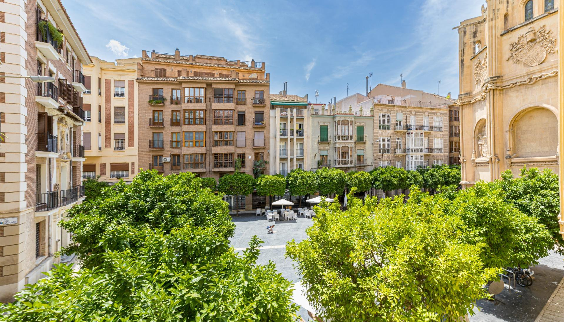 VIVIENDA EN VENTA JUNTO A LA CATEDRAL. MURCIA CENTRO.