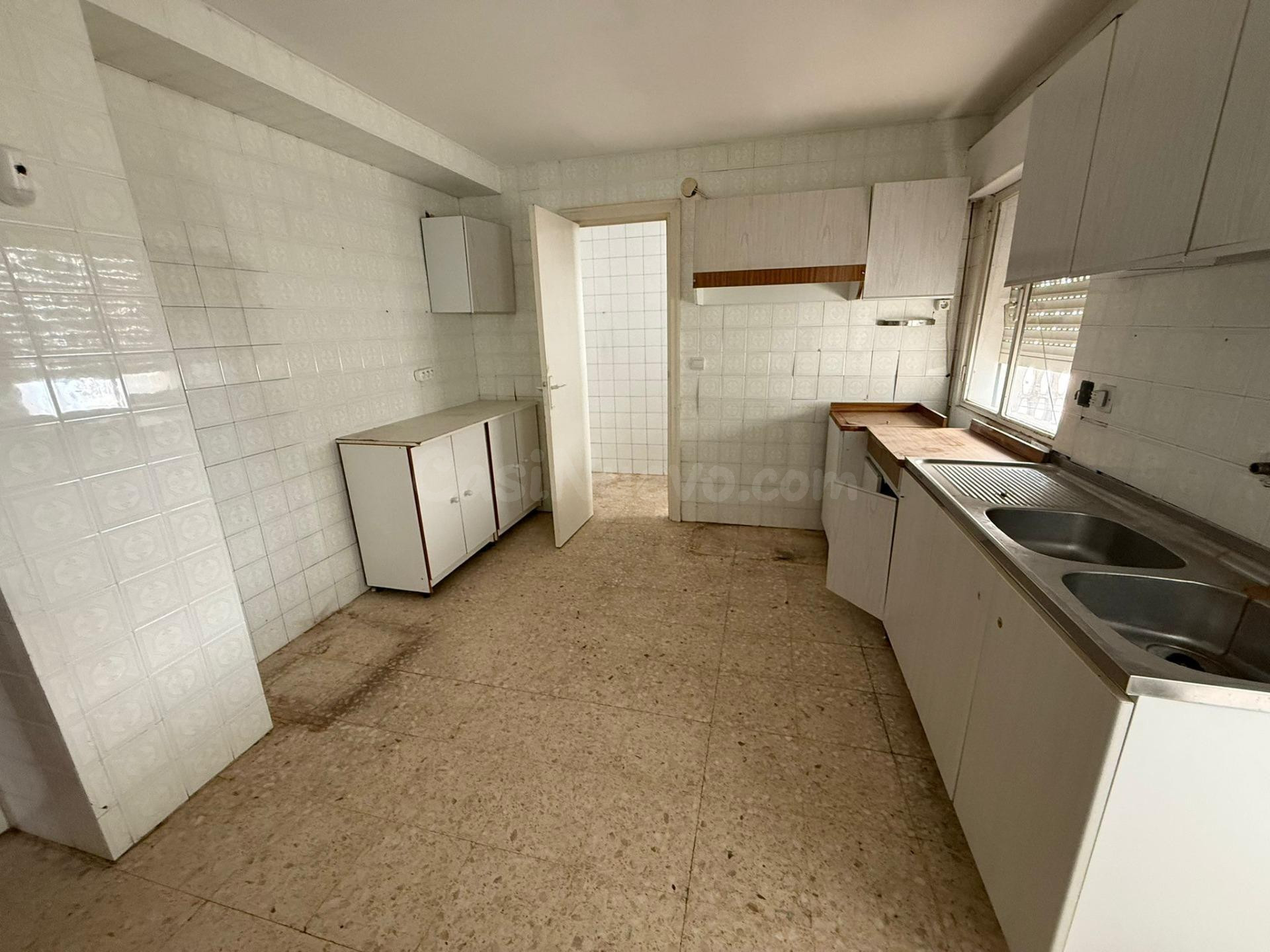 ¡¡OCASIÓN PISO PARA REFORMAR EN ZONA CENTRO!! - foto 5