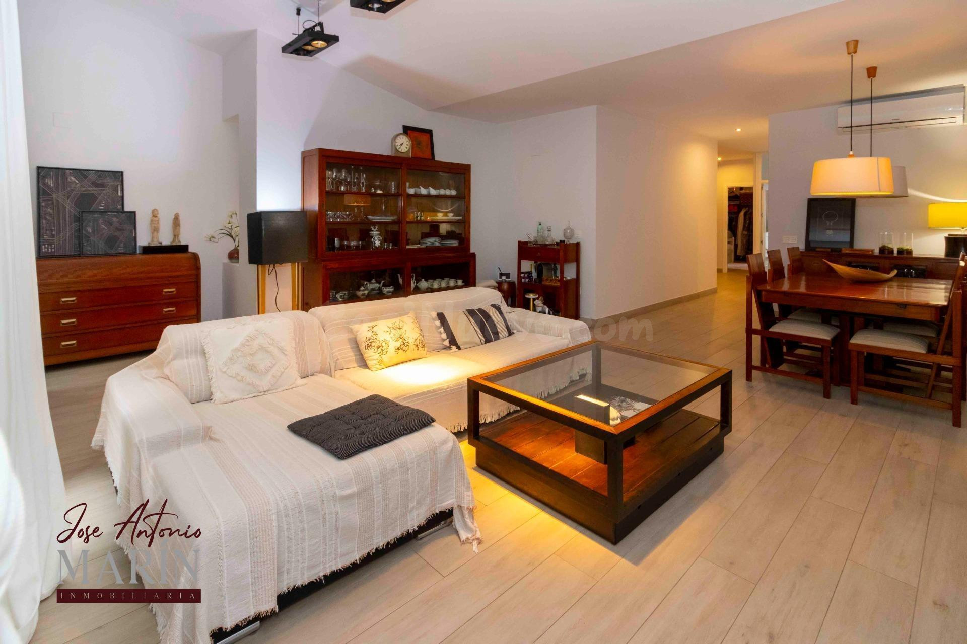EXCLUSIVA CASA EN EL CORAZON DE LA CIUDAD