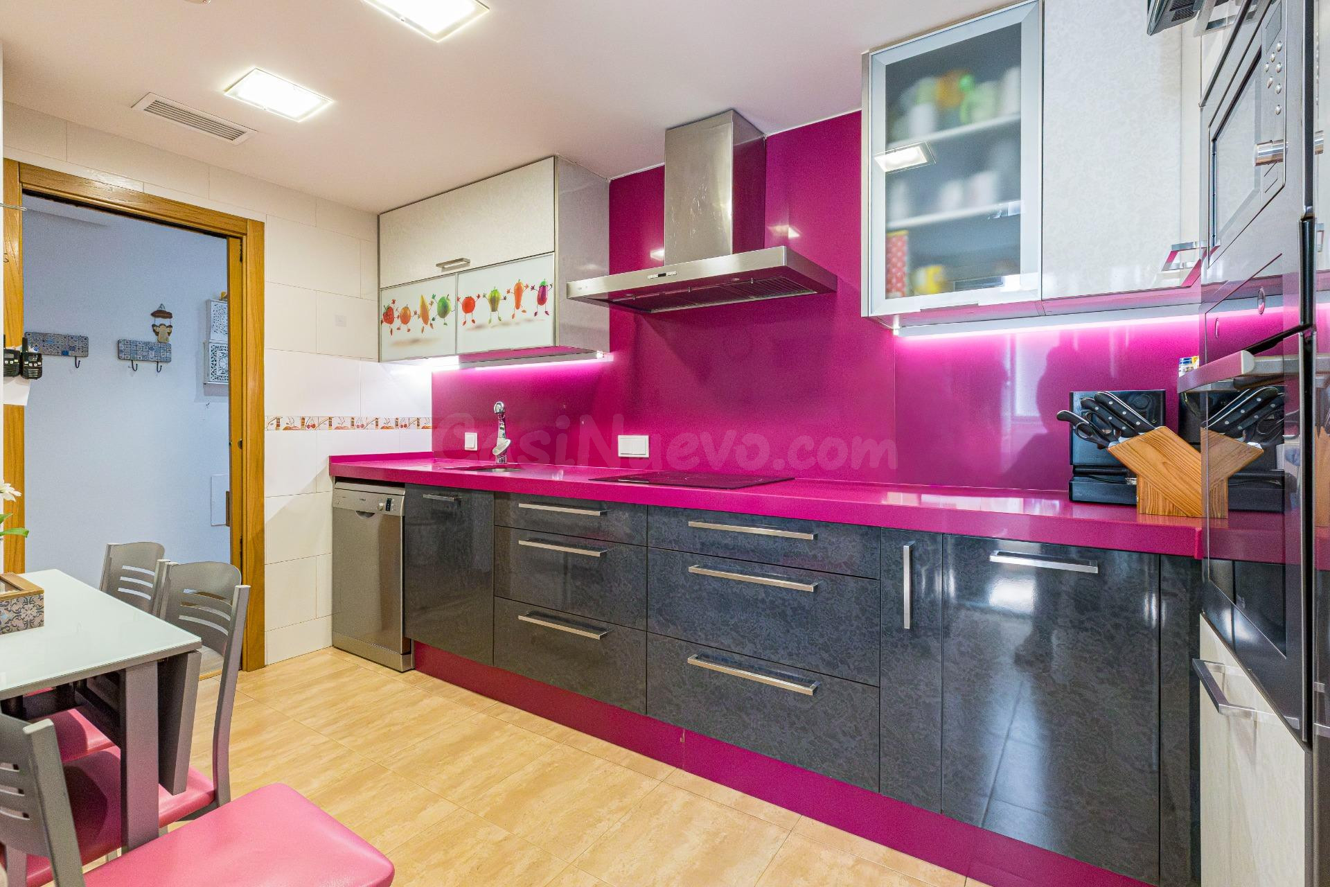 Ático exclusivo con plaza de garaje, trastero y domótica en  - foto 5