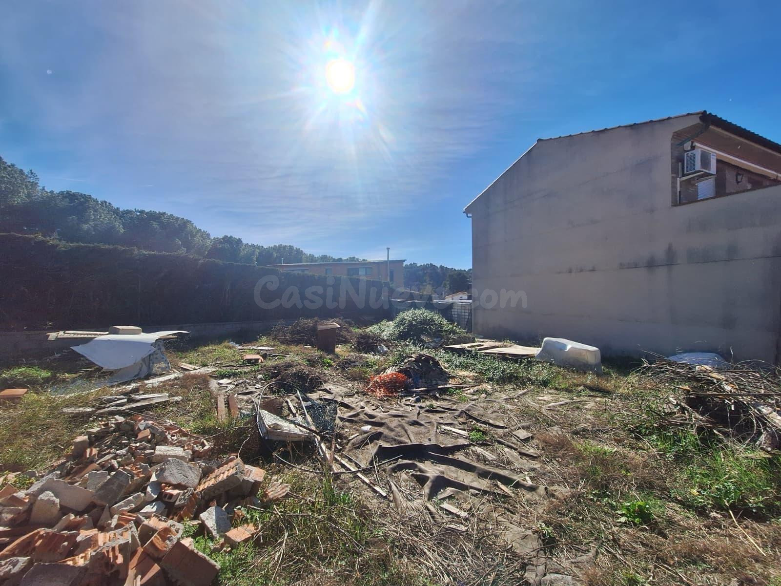 Parcel·la edificable de 252 m2 en zona privilegiada de La Po - foto 2