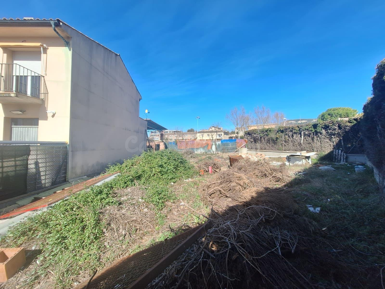 Parcel·la edificable de 252 m2 en zona privilegiada de La Po - foto 3
