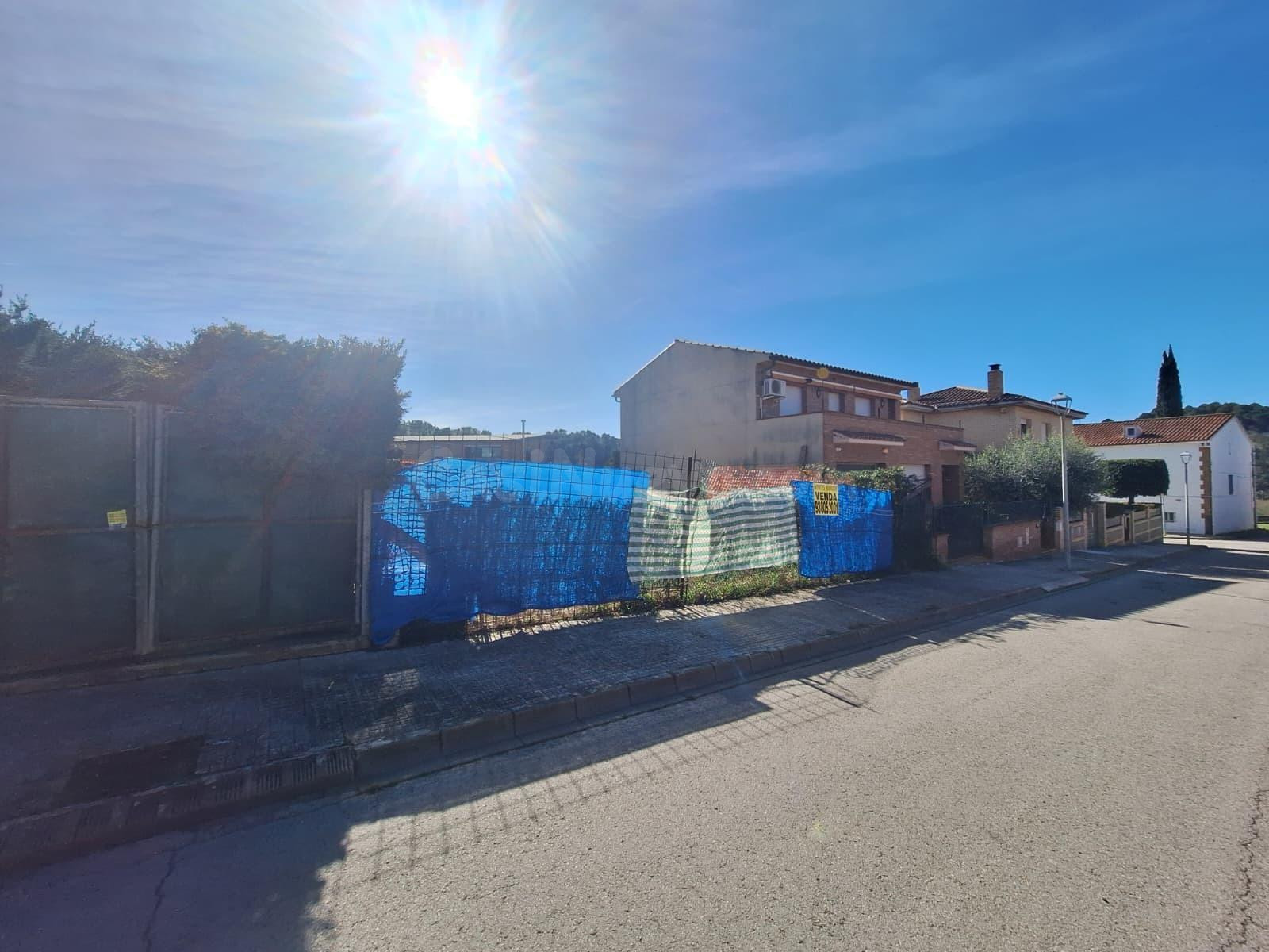 Parcel·la edificable de 252 m2 en zona privilegiada de La Po - foto 5