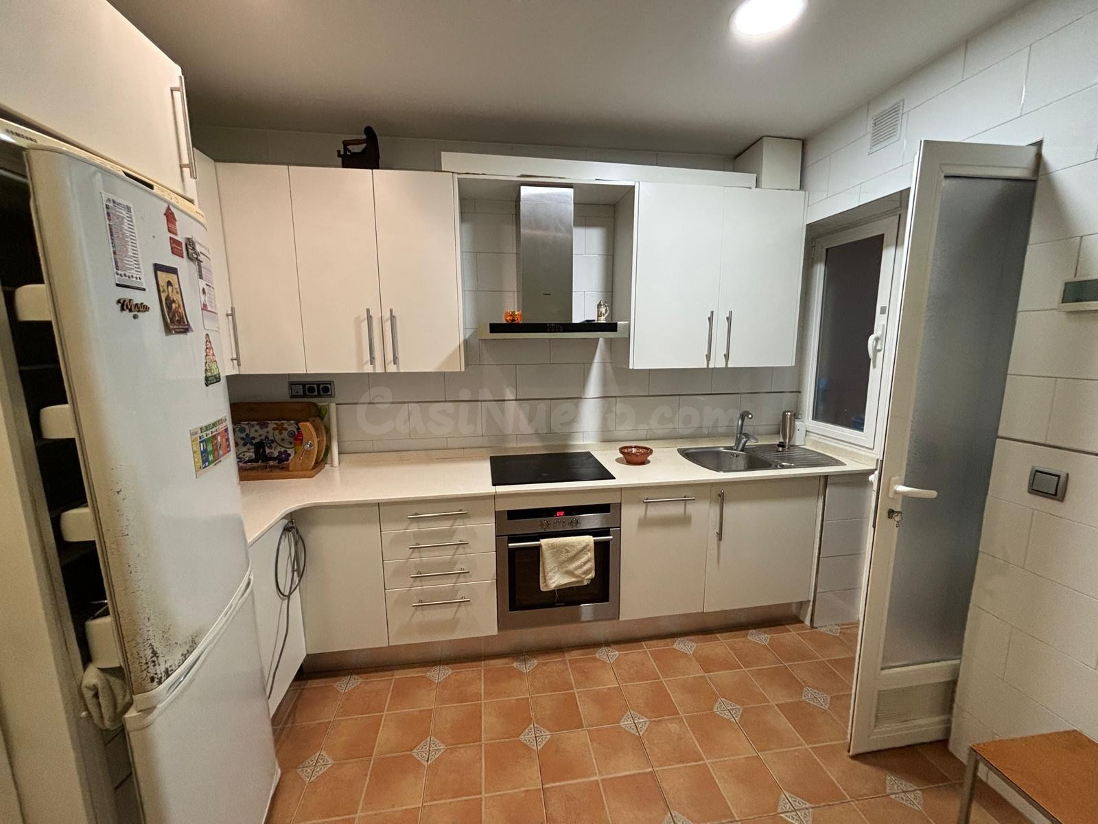 Piso en alquiler en el centro de Murcia, calle José Antonio  - foto 5