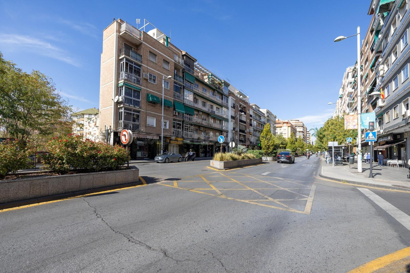 Encantador Piso en zona Alhamar, Granada - Perfecto para Tu  - foto 2