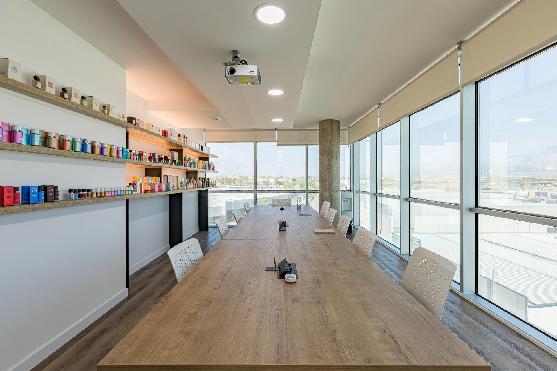 Oficinas totalmente reformadas y llave en mano de 224 m2 en  - foto 5