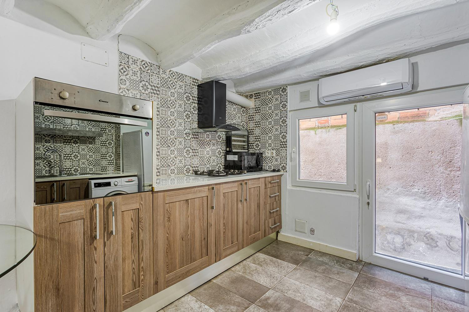 DUPLEX VERSATIL AMB PRIMERA PLANTA PROTAGONISTA I ESPAI EXTE