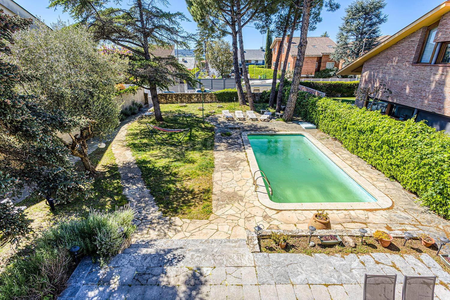 ✨ Torre exclusiva amb jardí i piscina – Set Camins (Igualada