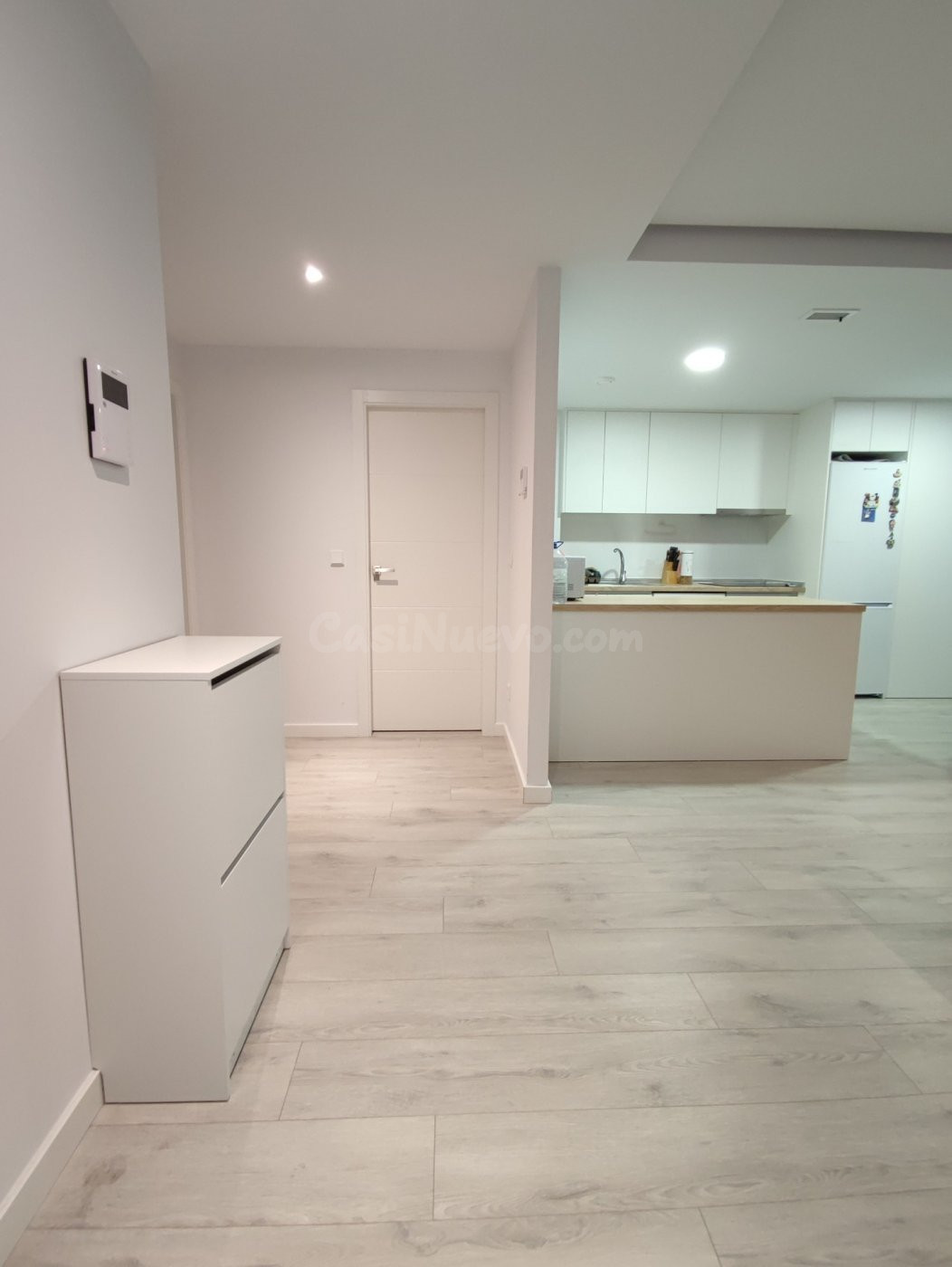 Se VENDE piso SEMI-NUEVO junto a JUAN CARLOS I, con TERRAZA, - foto 3