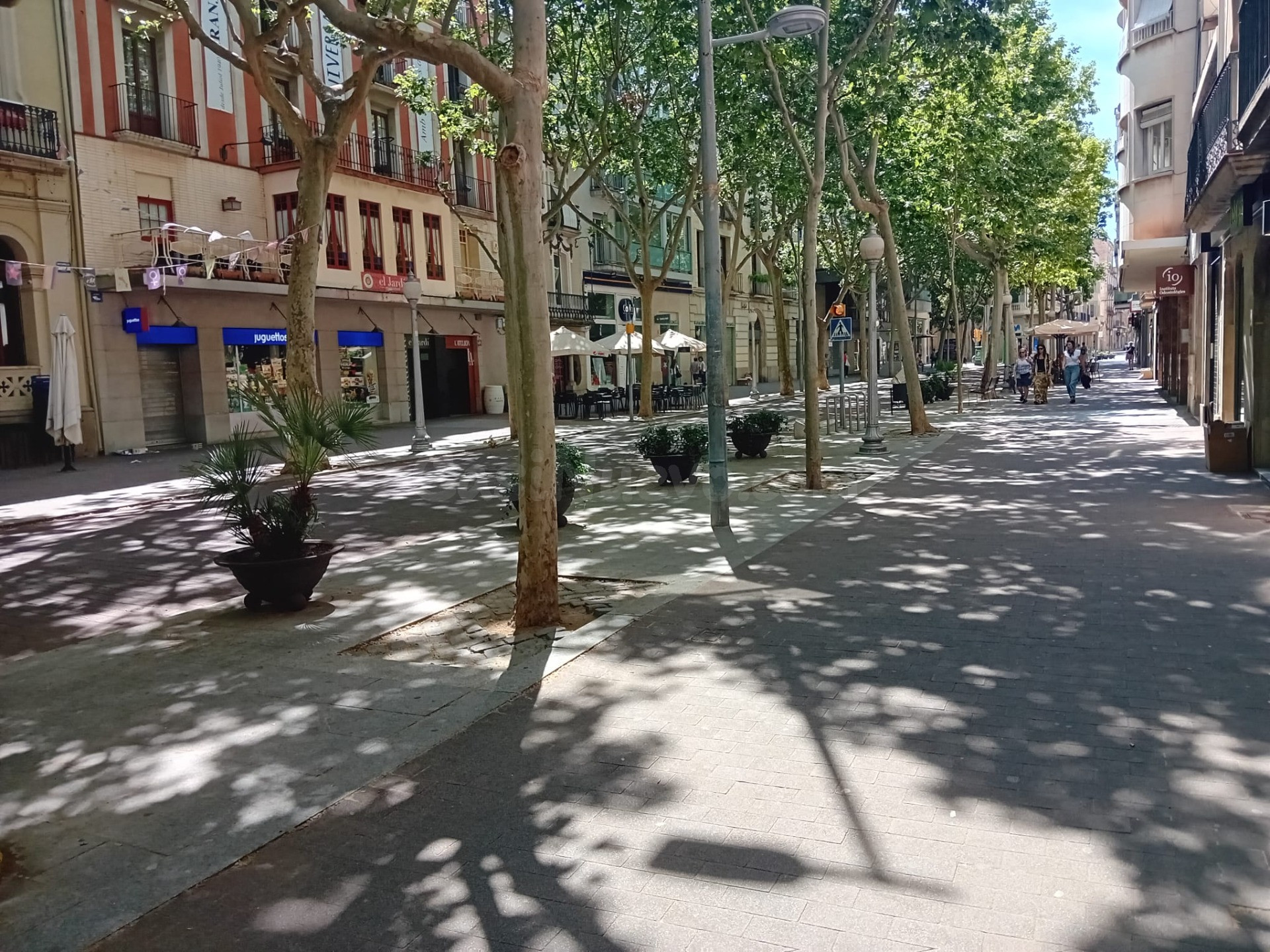 Local comercial de lloguer en plena Rambla d’Igualada - foto 3