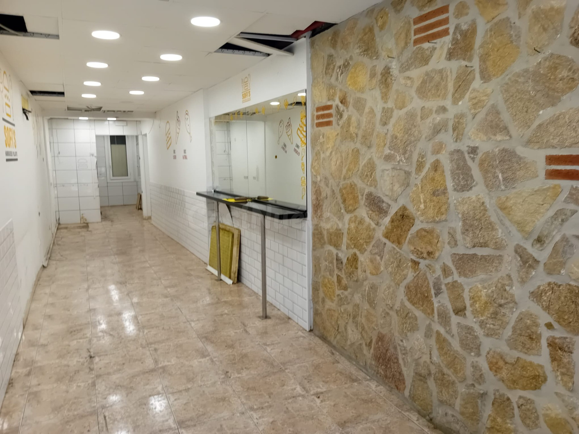 Local comercial de lloguer en plena Rambla d’Igualada - foto 4