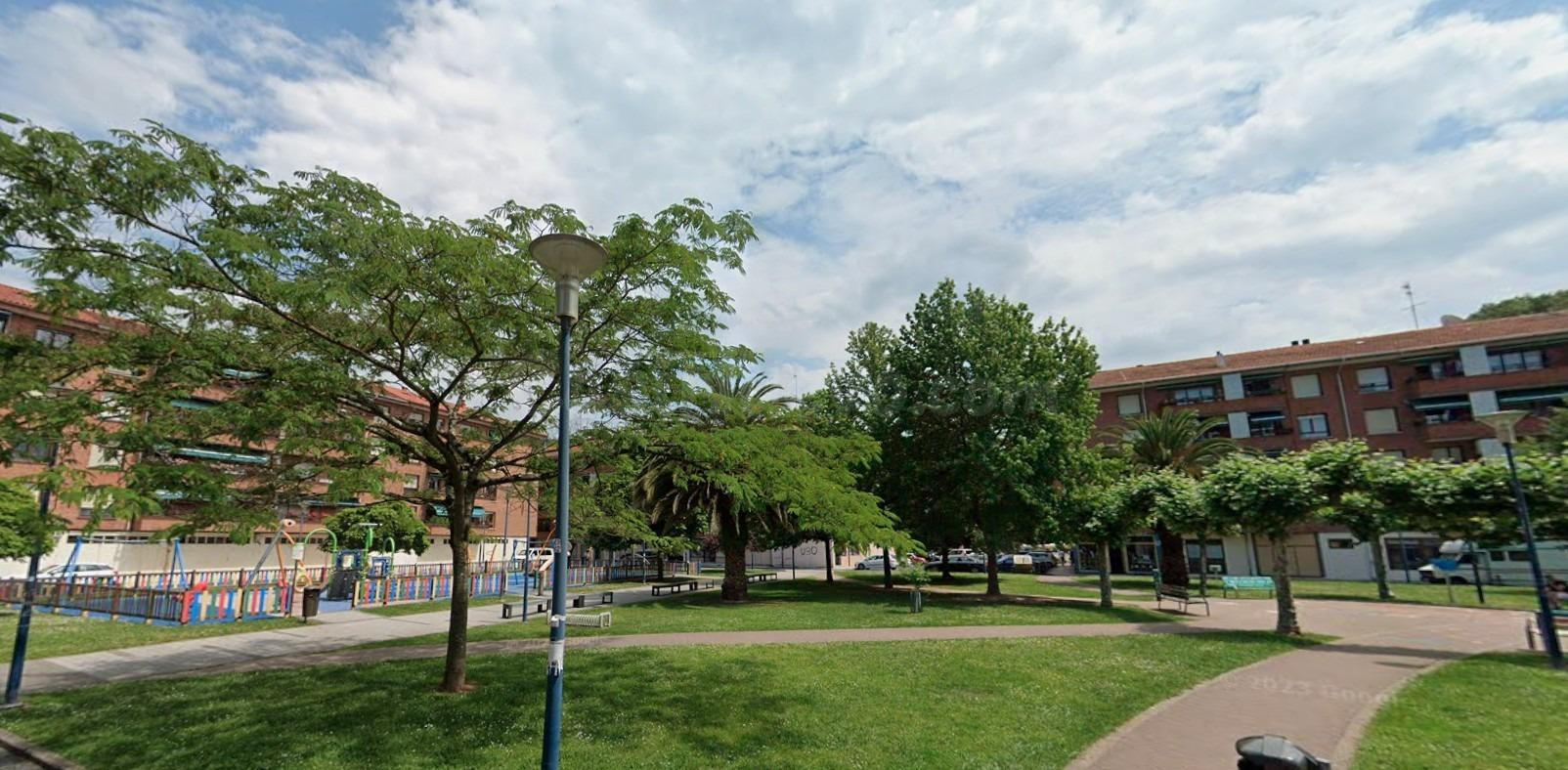 Venta piso en Zalla - foto 2