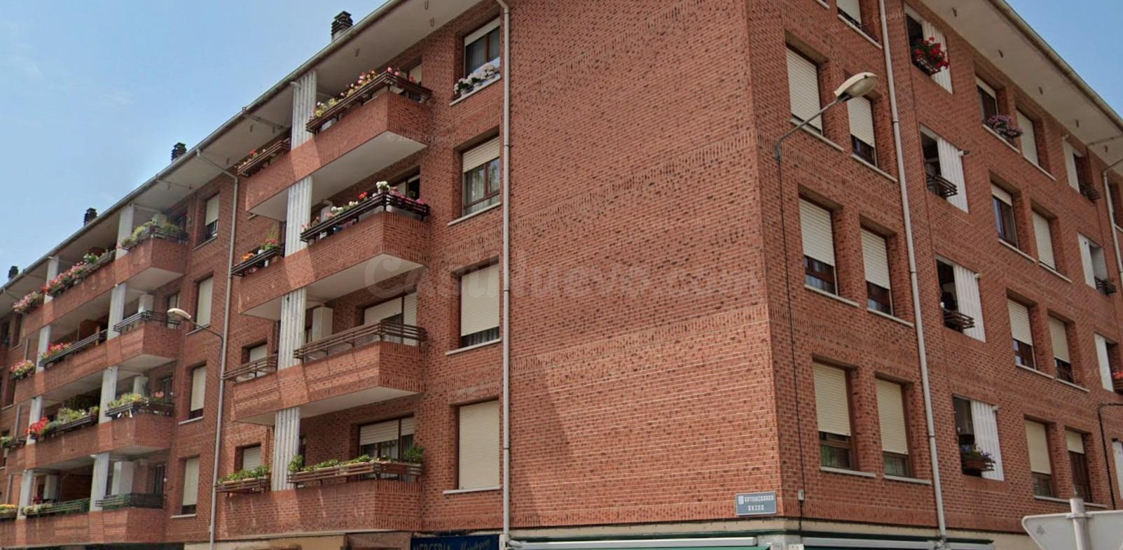 Venta piso en Zalla - foto 3