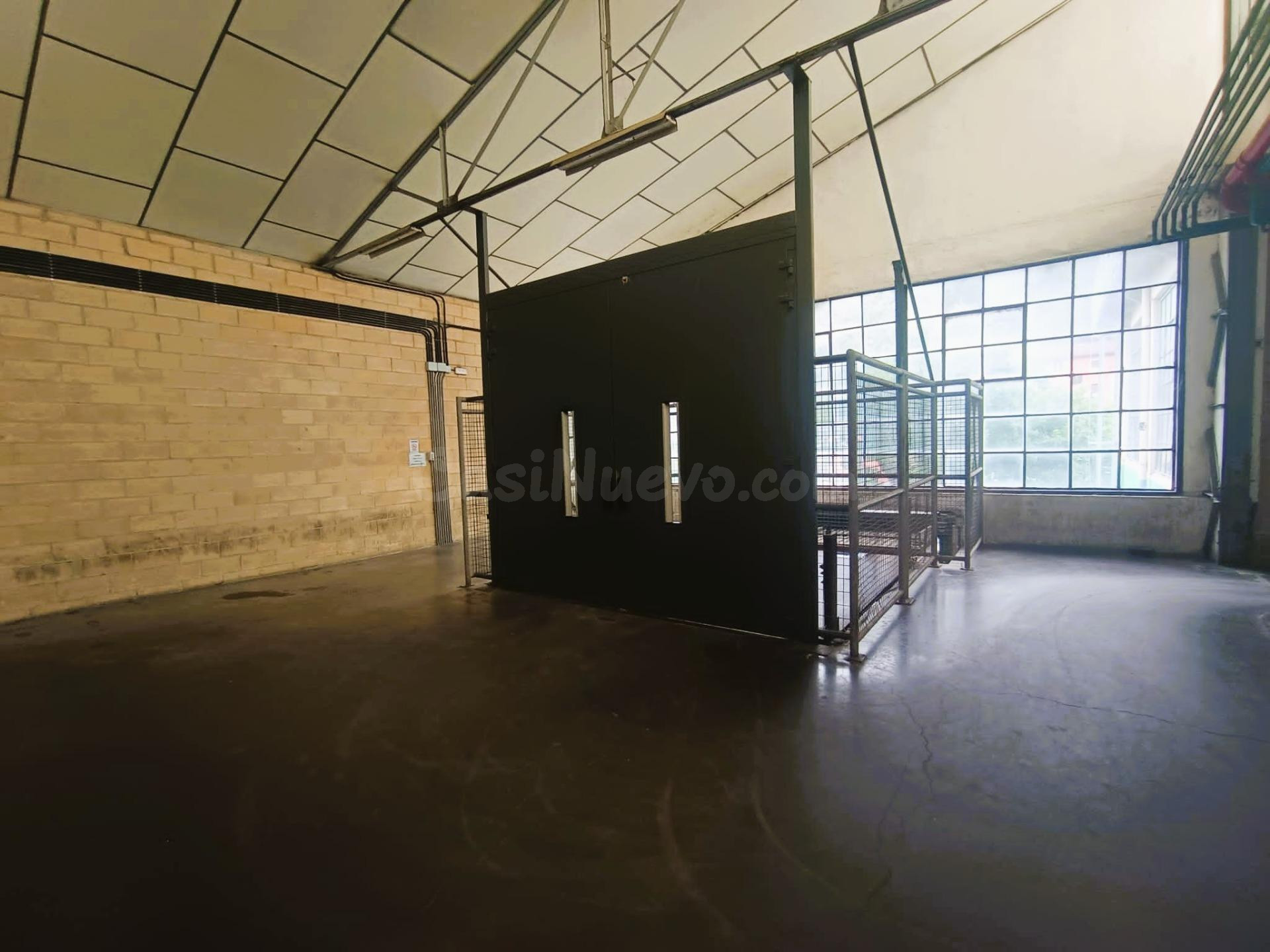 Alquiler pabellon de 400 m2 aprox., en Alonsotegi - foto 2