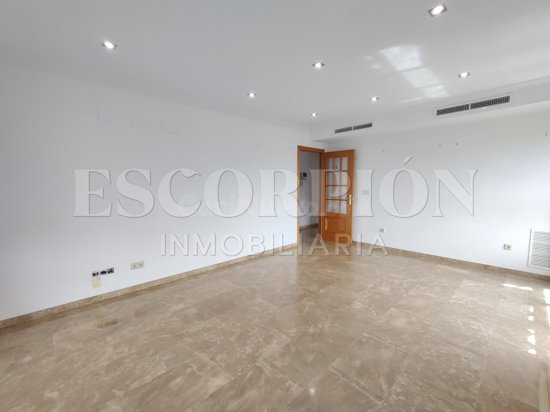 Espectacular piso a la venta en Av. Cortes Valencianas - foto 4