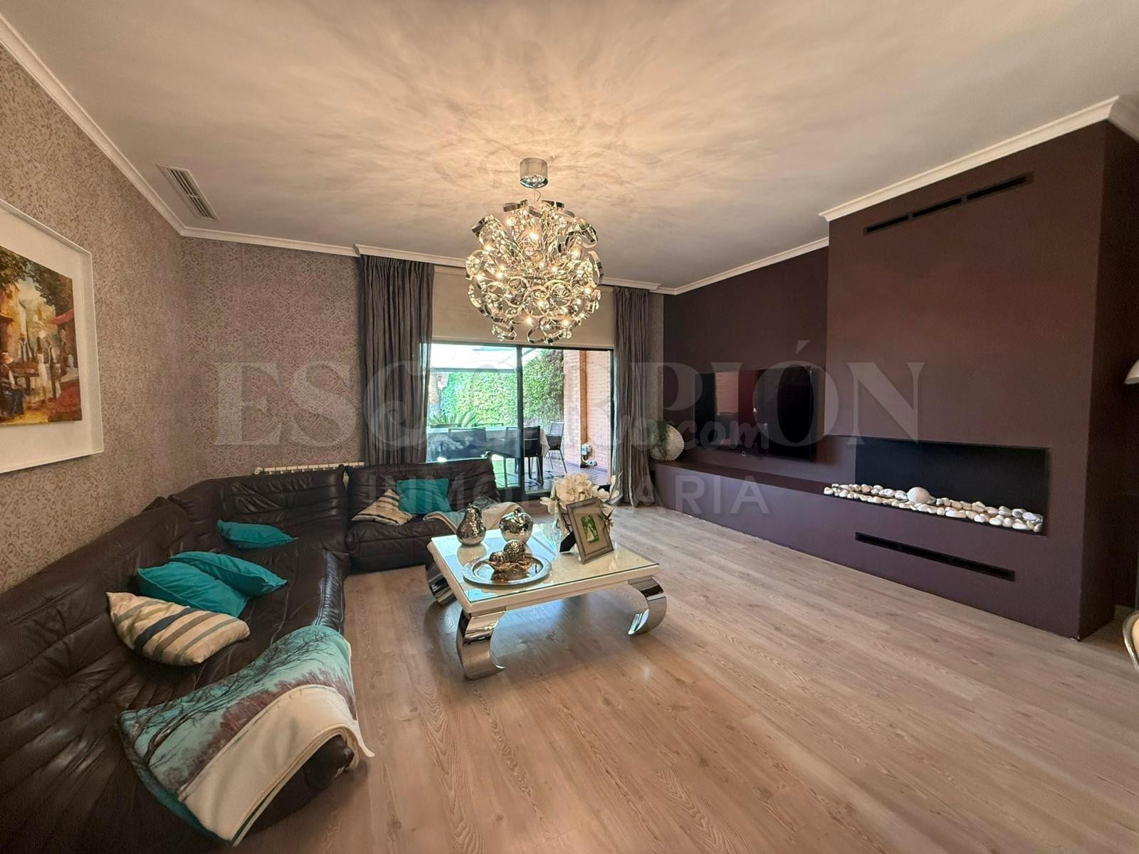 Espectacular chalet adosado a la venta en Torre en Conill - foto 3