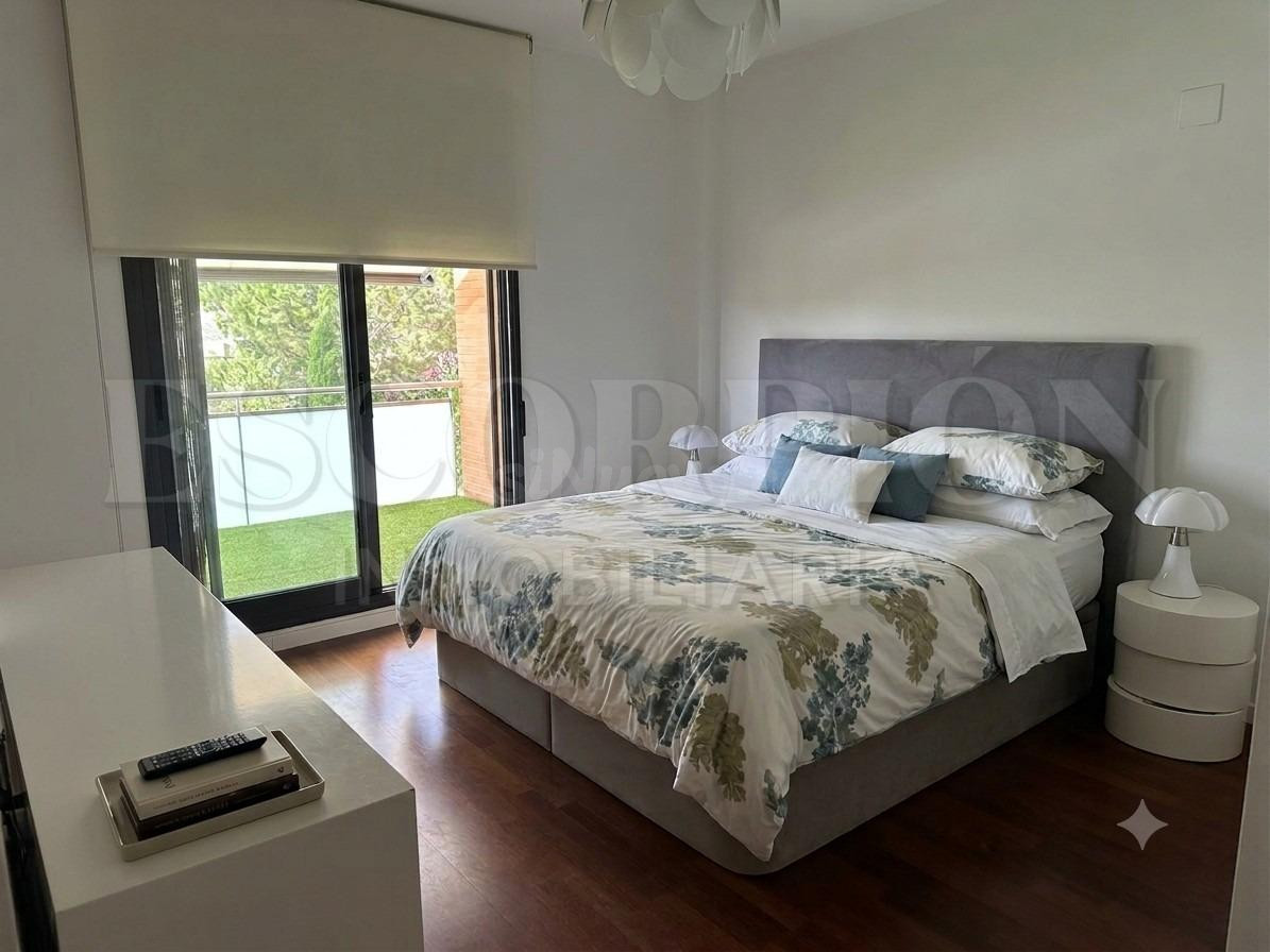 Espectacular chalet adosado a la venta en Torre en Conill - foto 4
