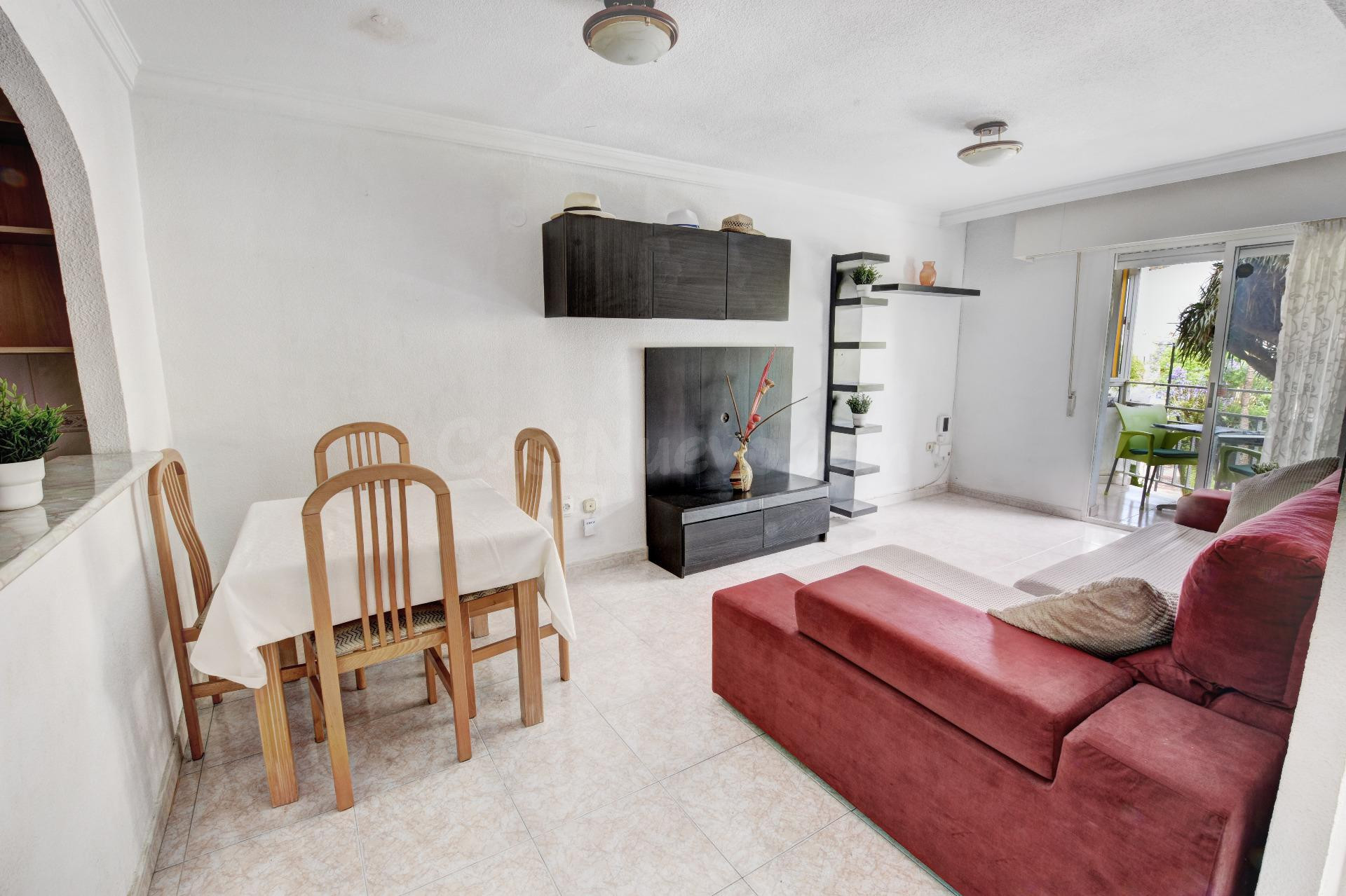 Apartamento de 1 Dormitorio en el centro de Arroyo de la Mie - foto 3