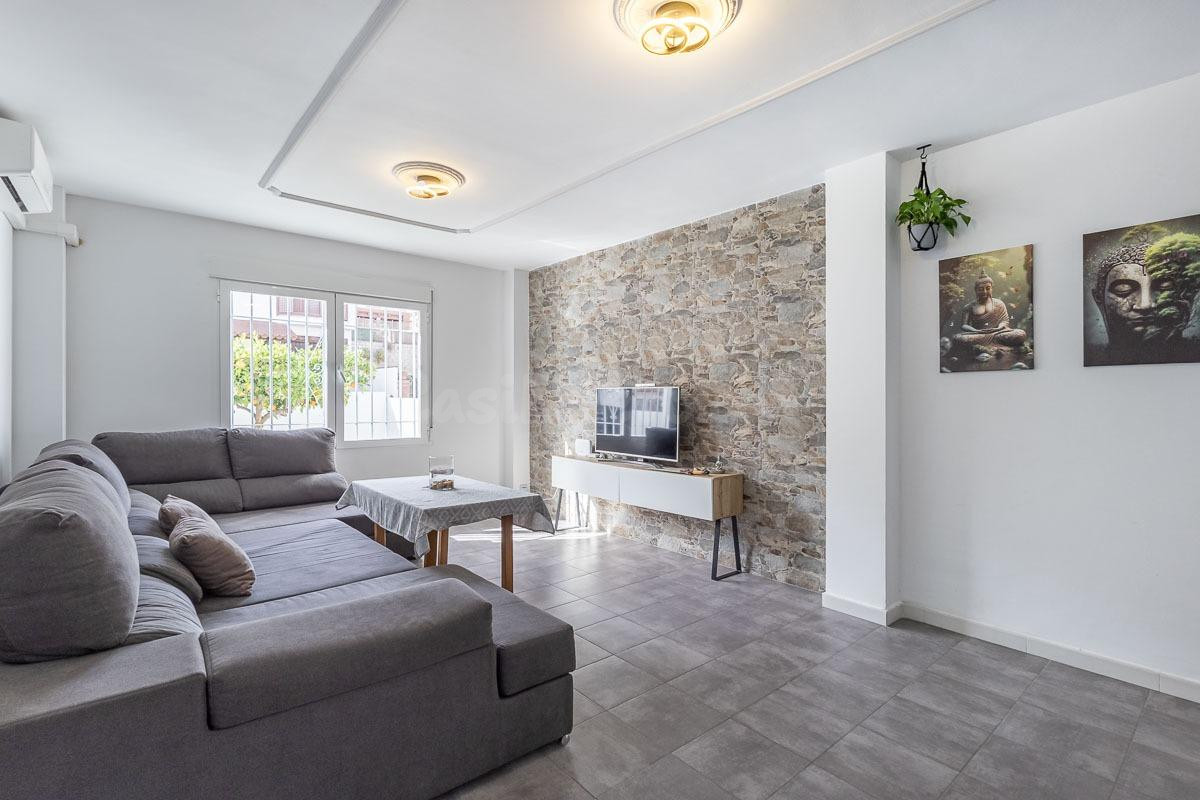 Casa en venta en Monachil (Granada) – Amplia, luminosa y con - foto 2