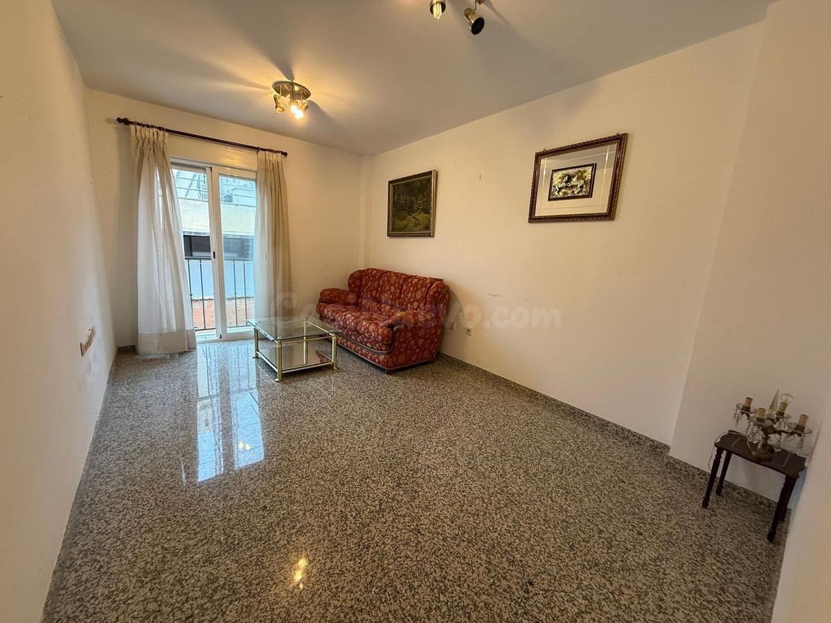 Atractivo Apartamento en Los Boliches con Garaje y Trastero