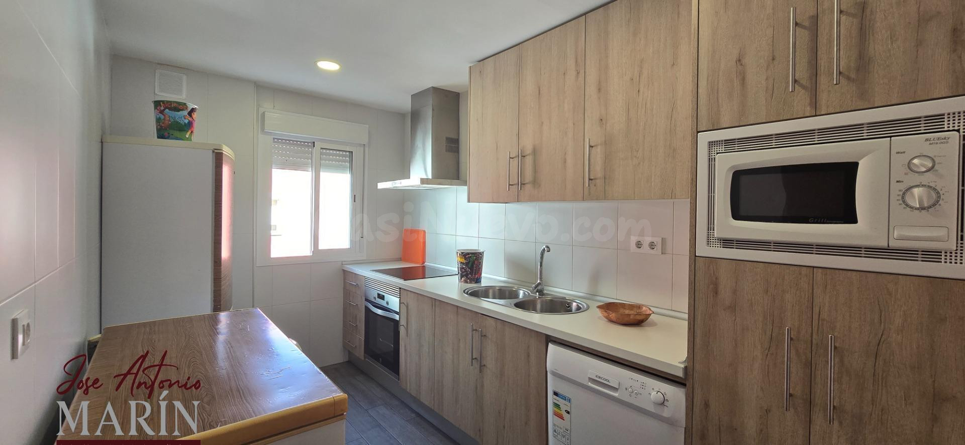 Amplia Vivienda para Estudiantes en Valdepasillas - Ideal Ubicación y Confort