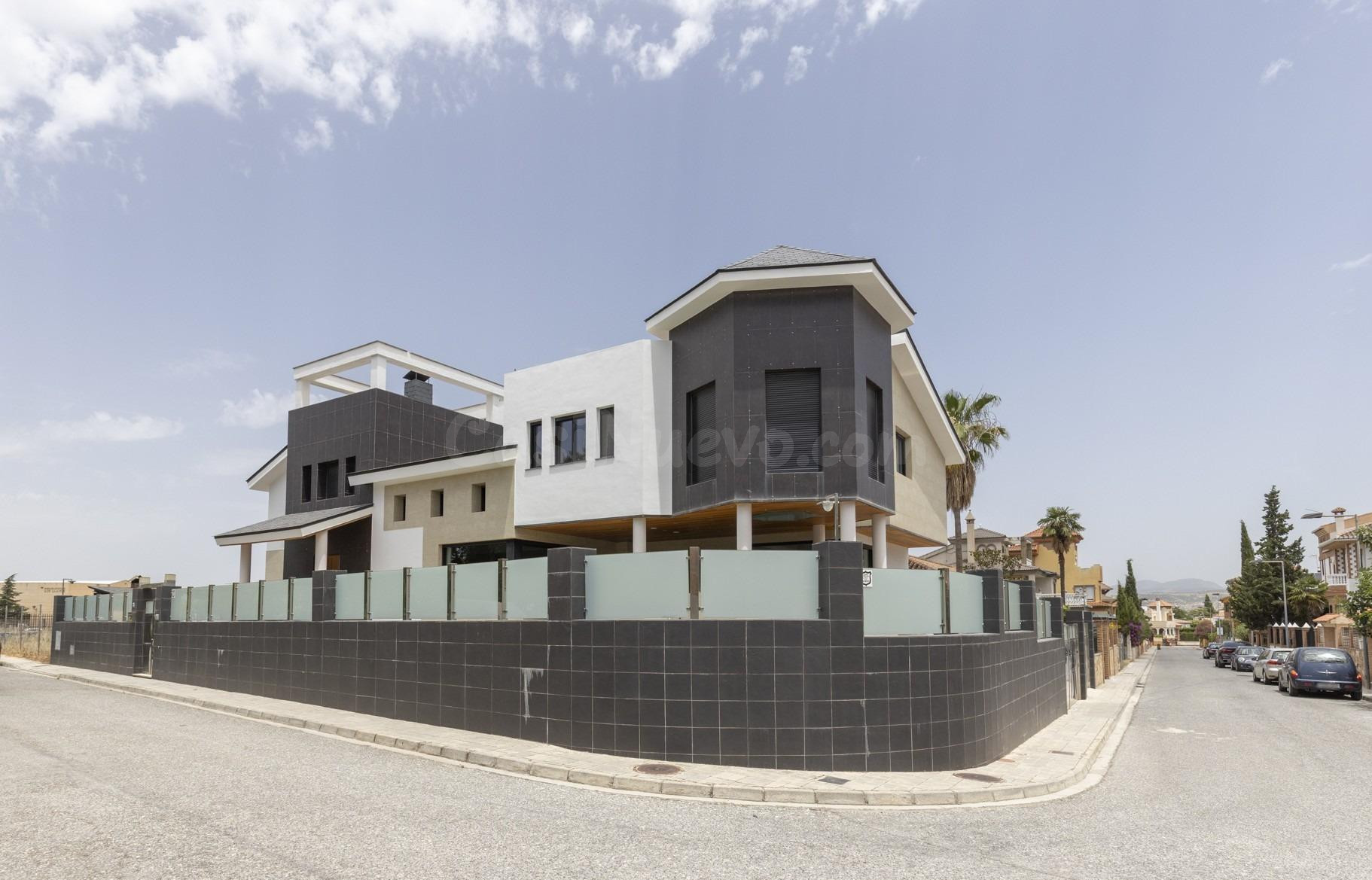 ✨ Chalet Premium en El Carmelo: una obra de lujo privada en una de las urbanizaciones más exclusivas de Granada