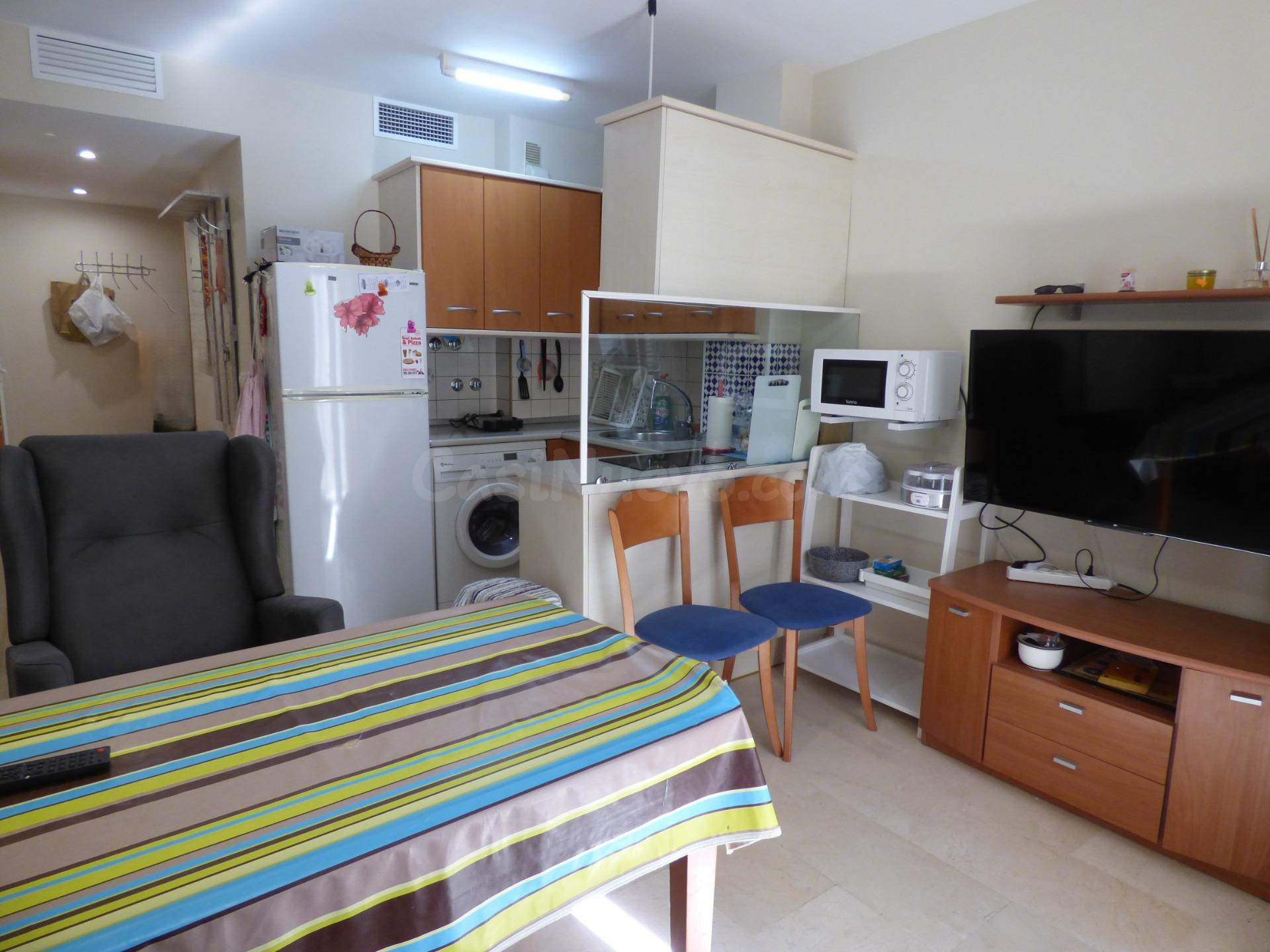 PISO EN VENTA DE 2 DORMITORIOS EN PLENO CENTRO DE FUENGIROLA - foto 3