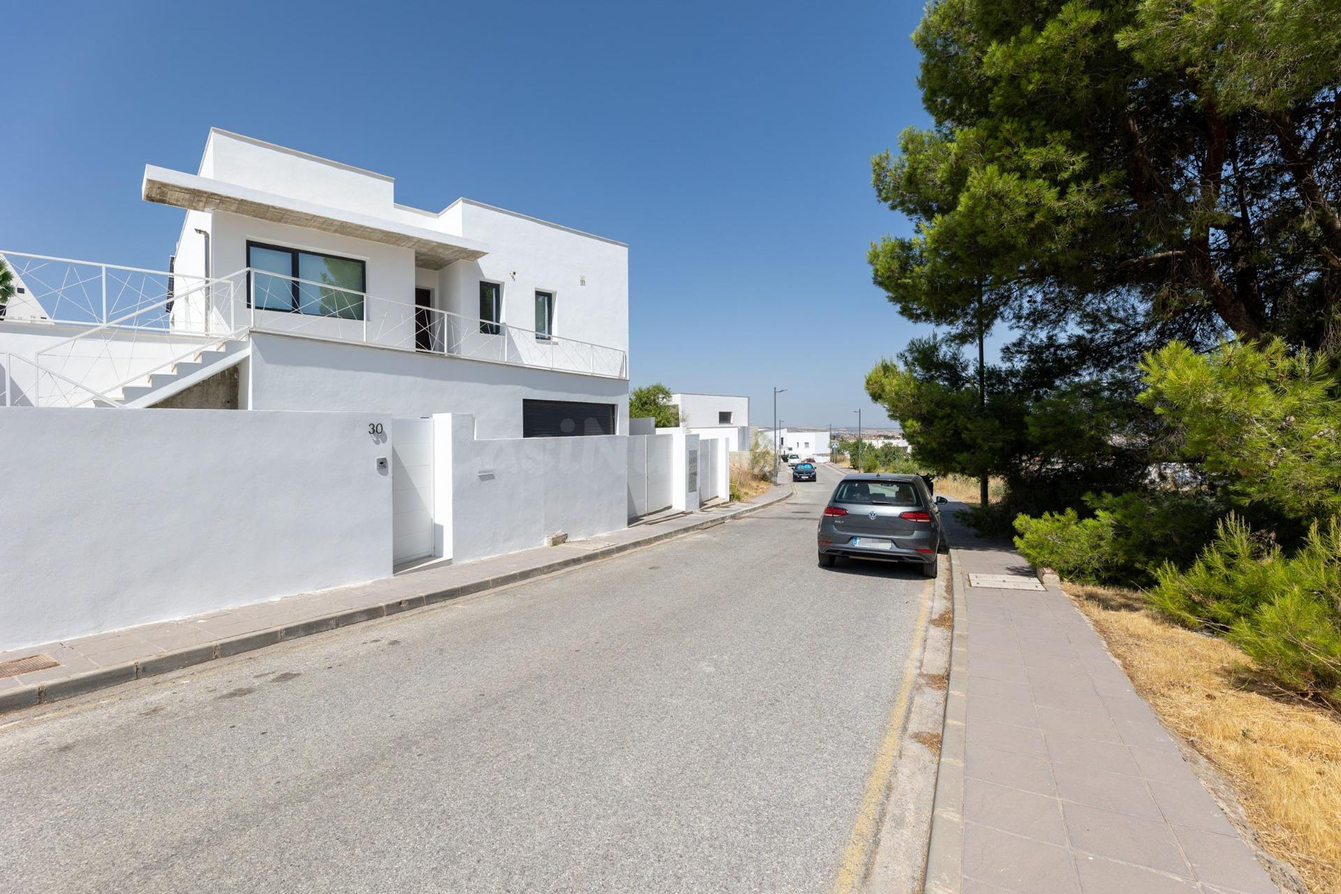 PARCELA URBANA ZONA MEDIA/BAJA DE LOS ALTOS DE LA ZUBIA - foto 4