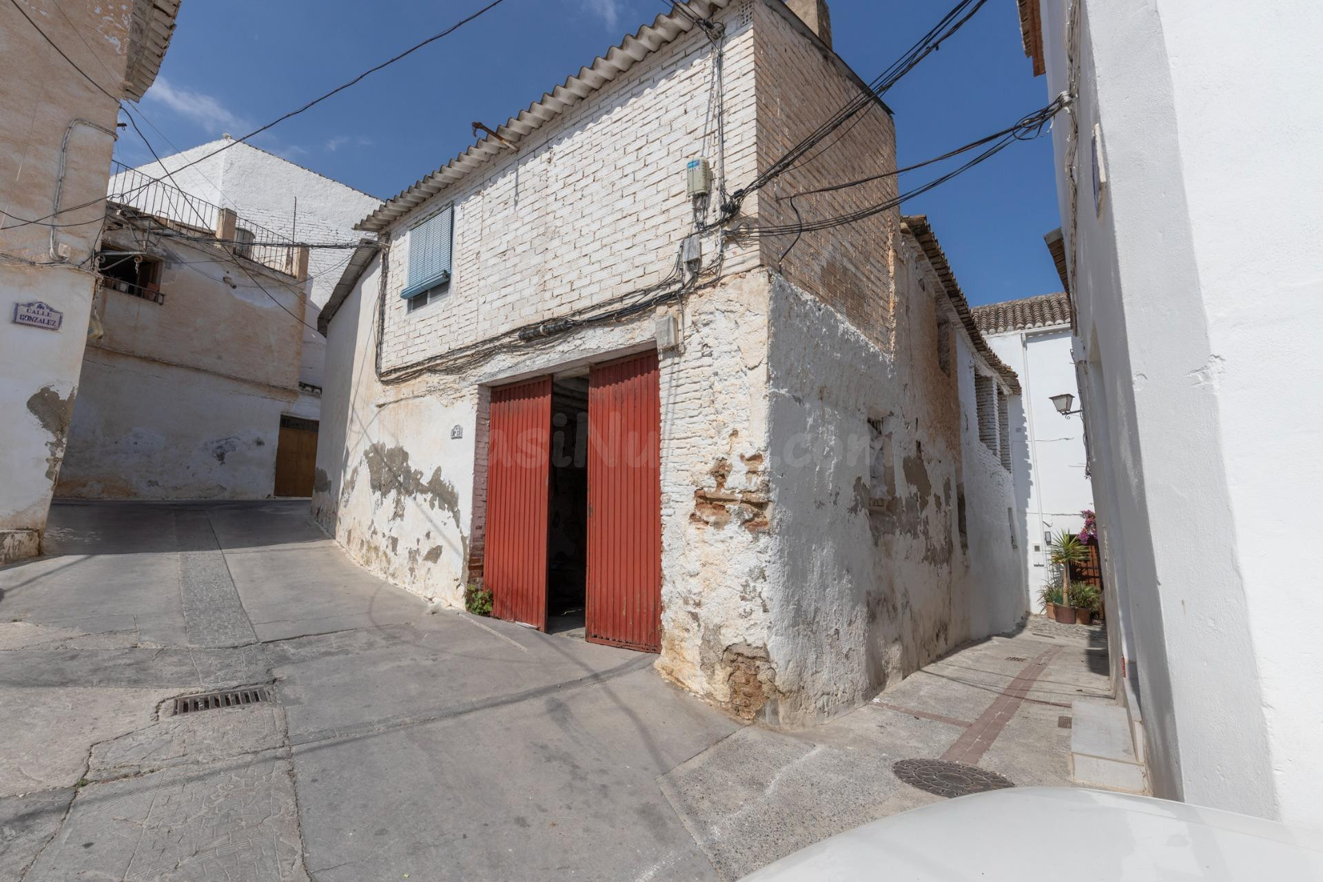 Bonita casa diáfana en el corazón de Albuñuelas - foto 2
