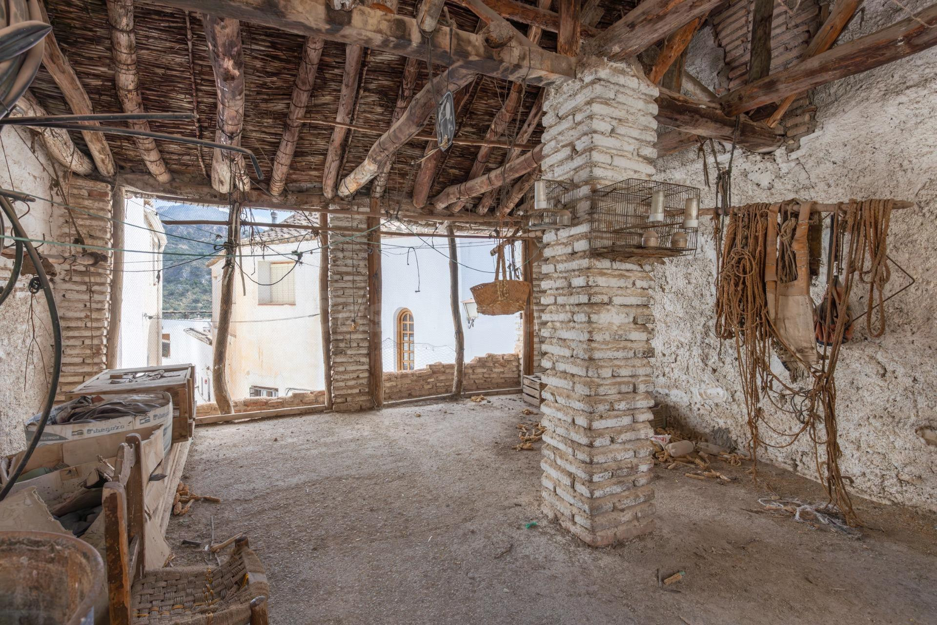 Bonita casa diáfana en el corazón de Albuñuelas - foto 3