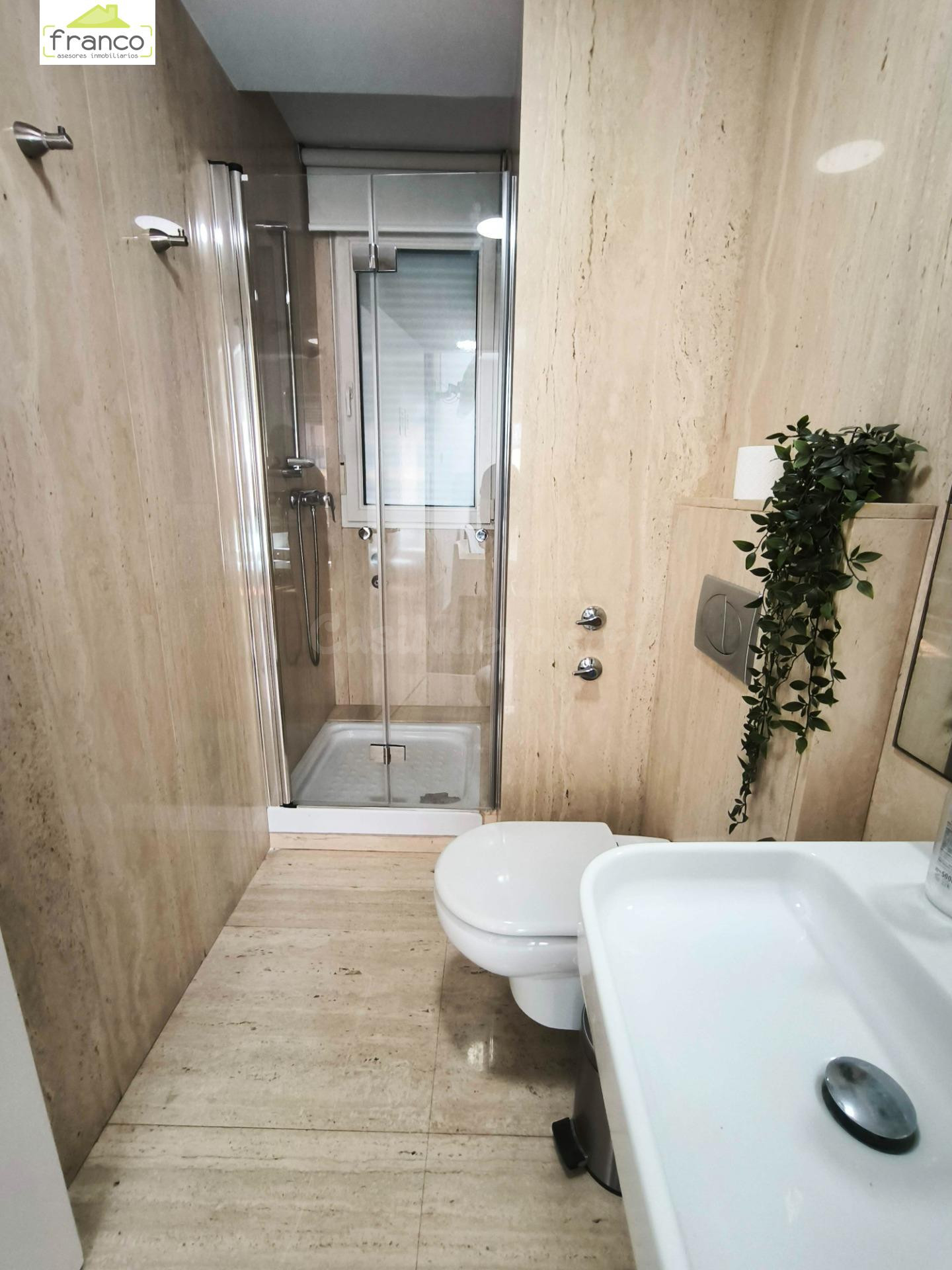 Piso luminoso en primera línea de Trapería, Murcia - €1250/m - foto 3