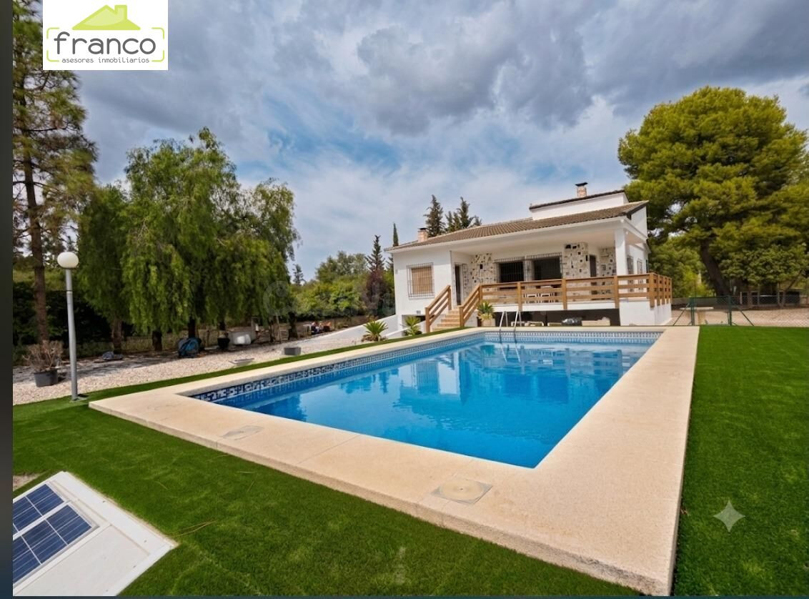 Encantador Chalet Reformado en Baños y Mendigo por solo €170