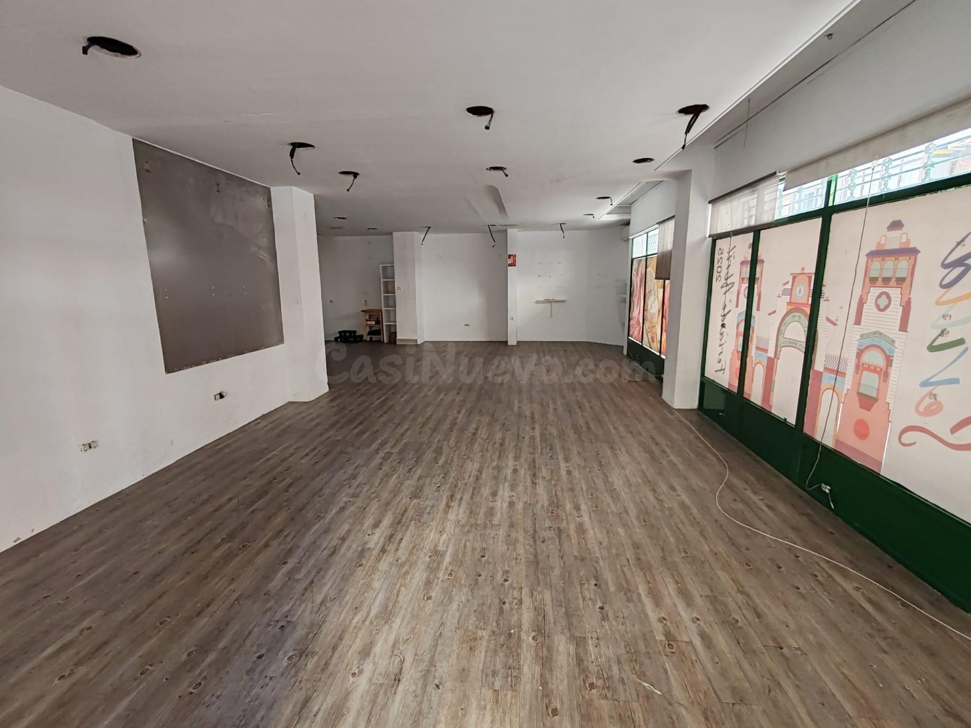 Local comercial en alquiler en Calle Juan Sebastián Elcano,  - foto 3