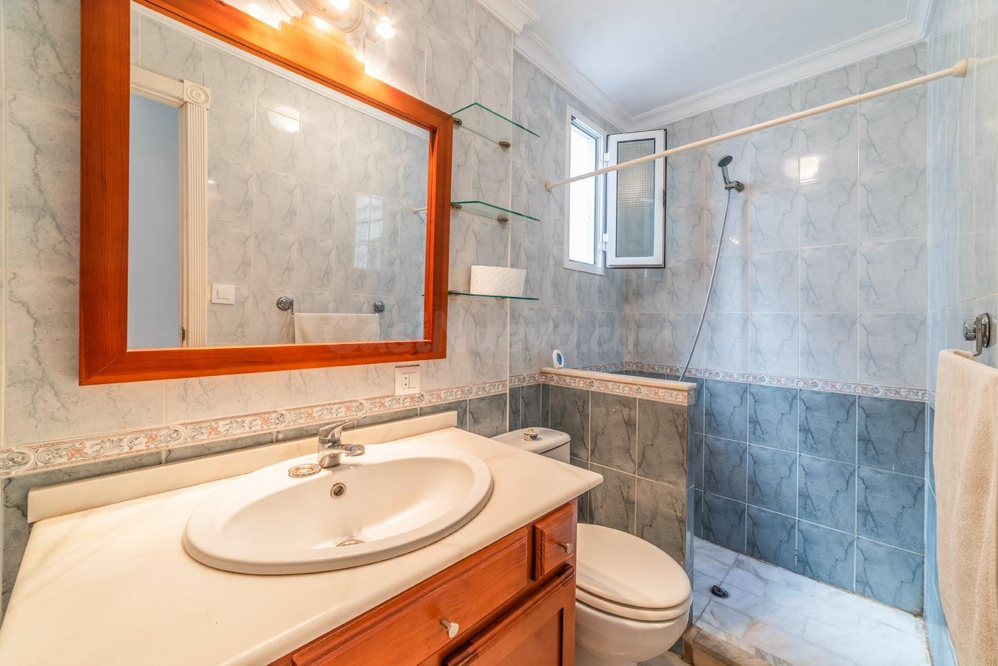 Piso 1 habitación 56m² en venta - Nervión - foto 3