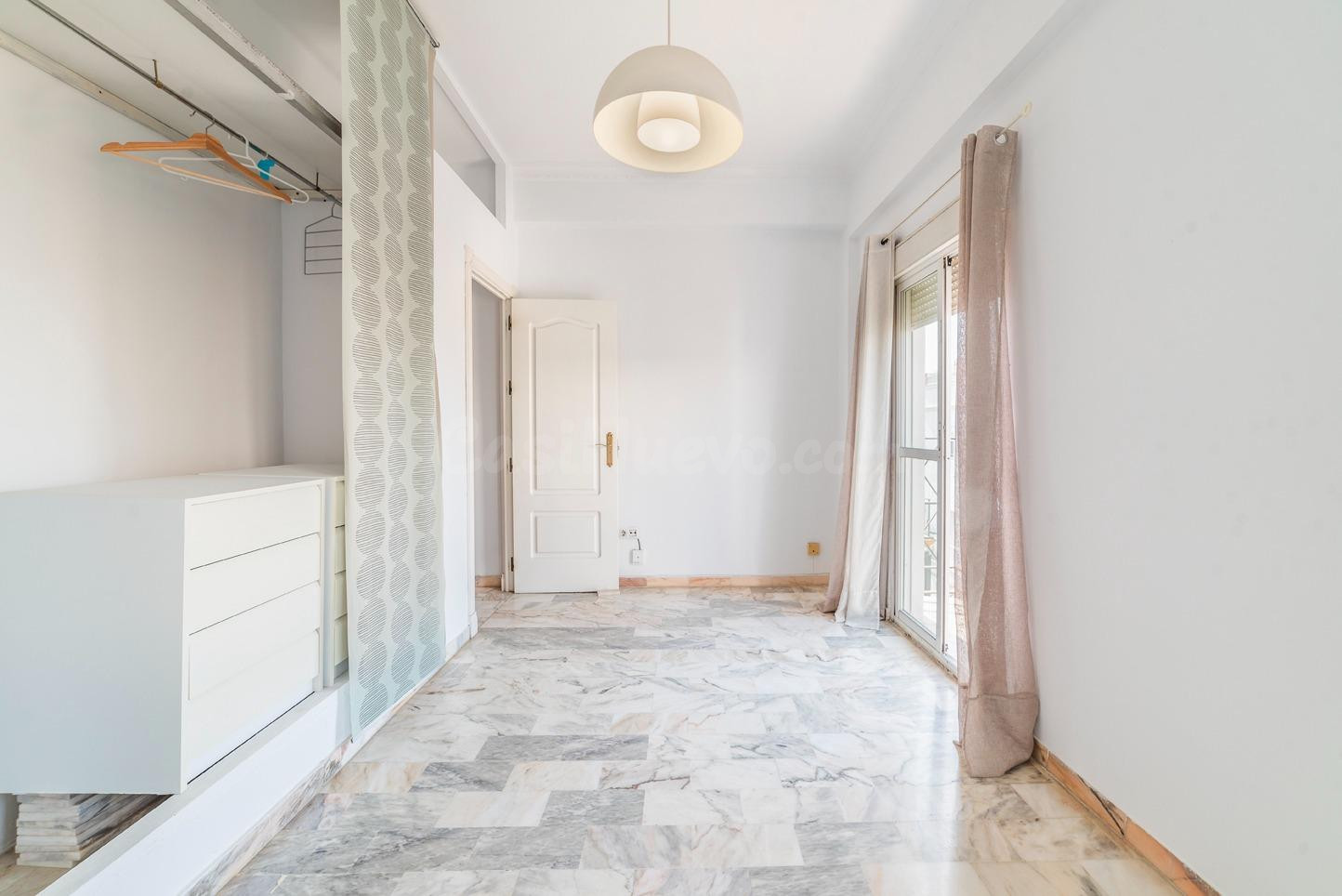 Piso 1 habitación 56m² en venta - Nervión - foto 5