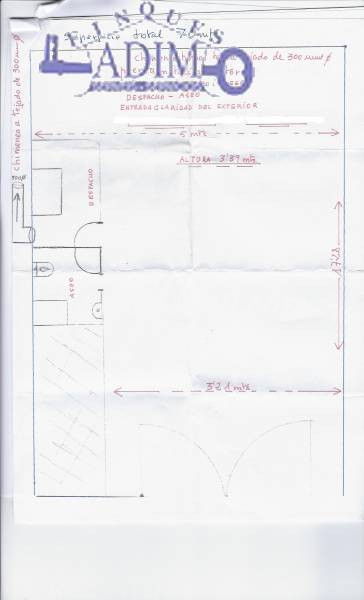 LOCAL COMERCIAL EN VENTA EN LA ZONA DEL EIXAMPLE - foto 2