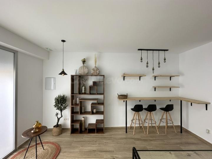 ¡ATENCIÓN AMANTES DEL DISEÑO! ESPECTACULAR ESPACIO TIPO LOFT CON PATIO PROPIO Y POTENCIAL DE CAMBIO DE USO - foto 4