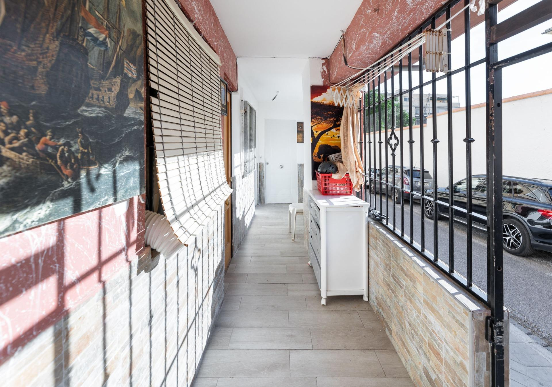 Local transformado en 4 apartamentos con rentabilidad inmedi - foto 2